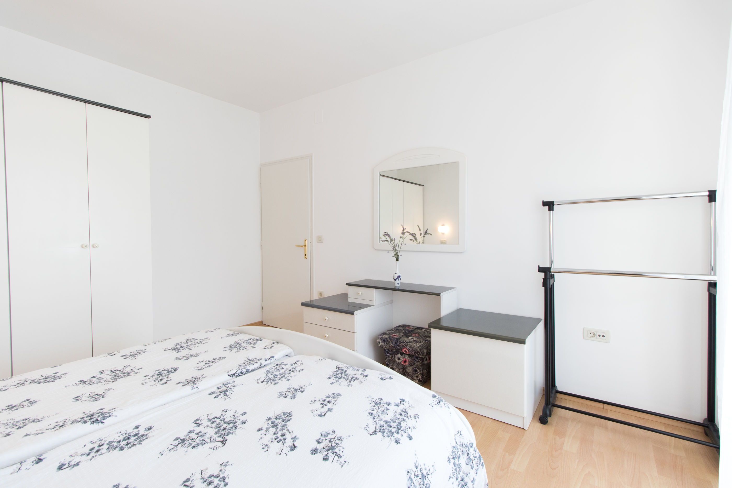 Apartments Vesna 67331-A1
