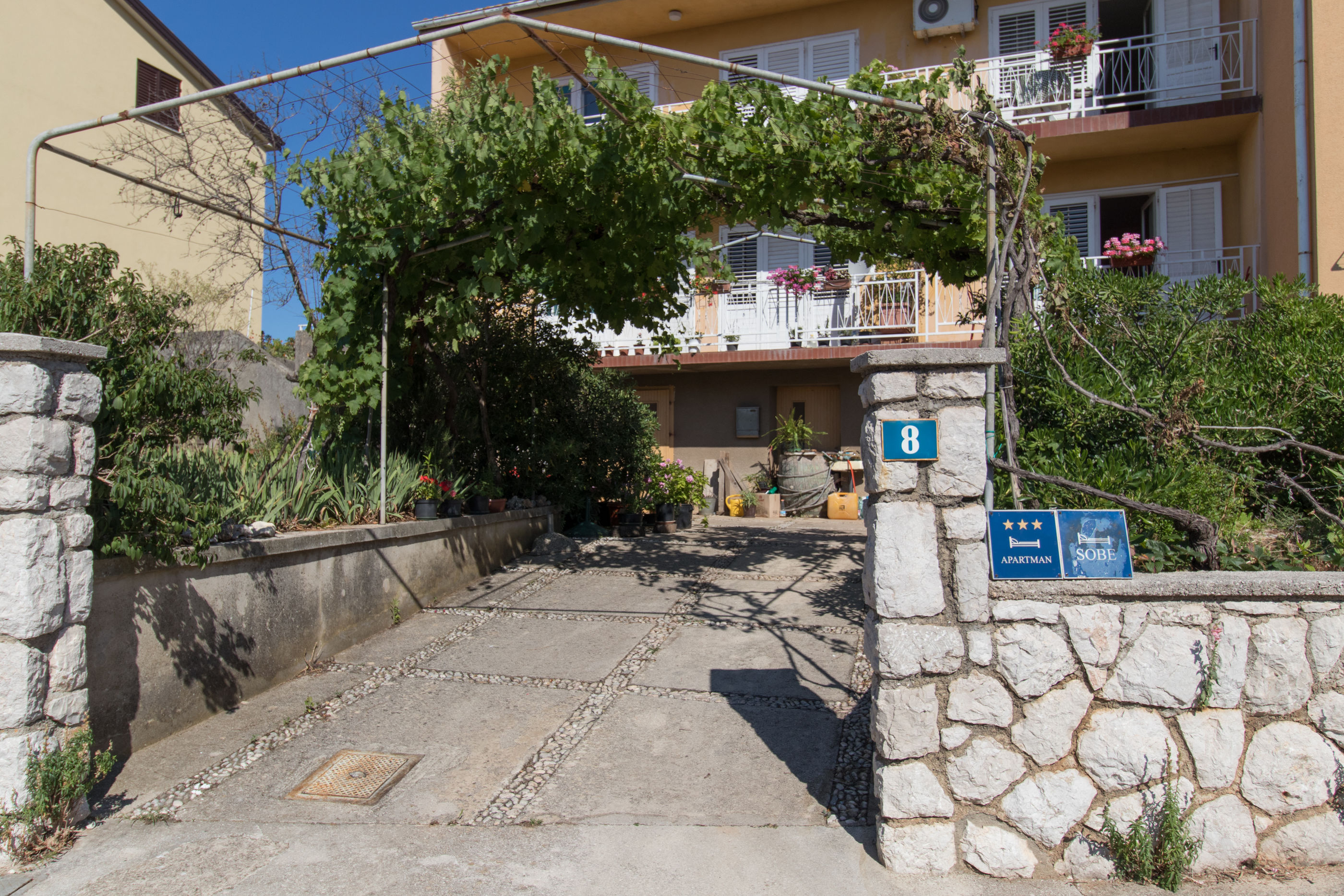 Apartment Anton 61781-A1