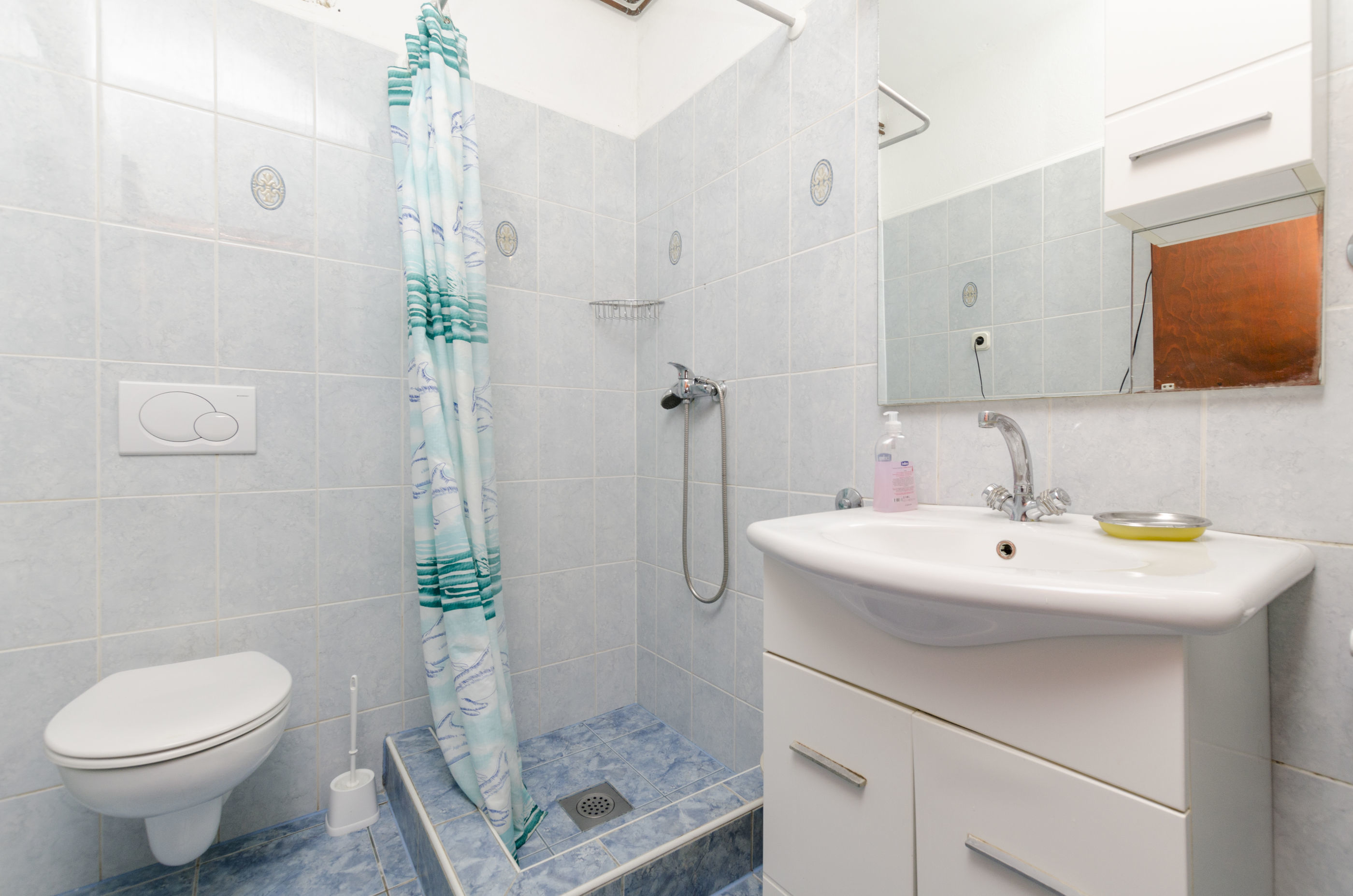Apartments Luka 49631-A1