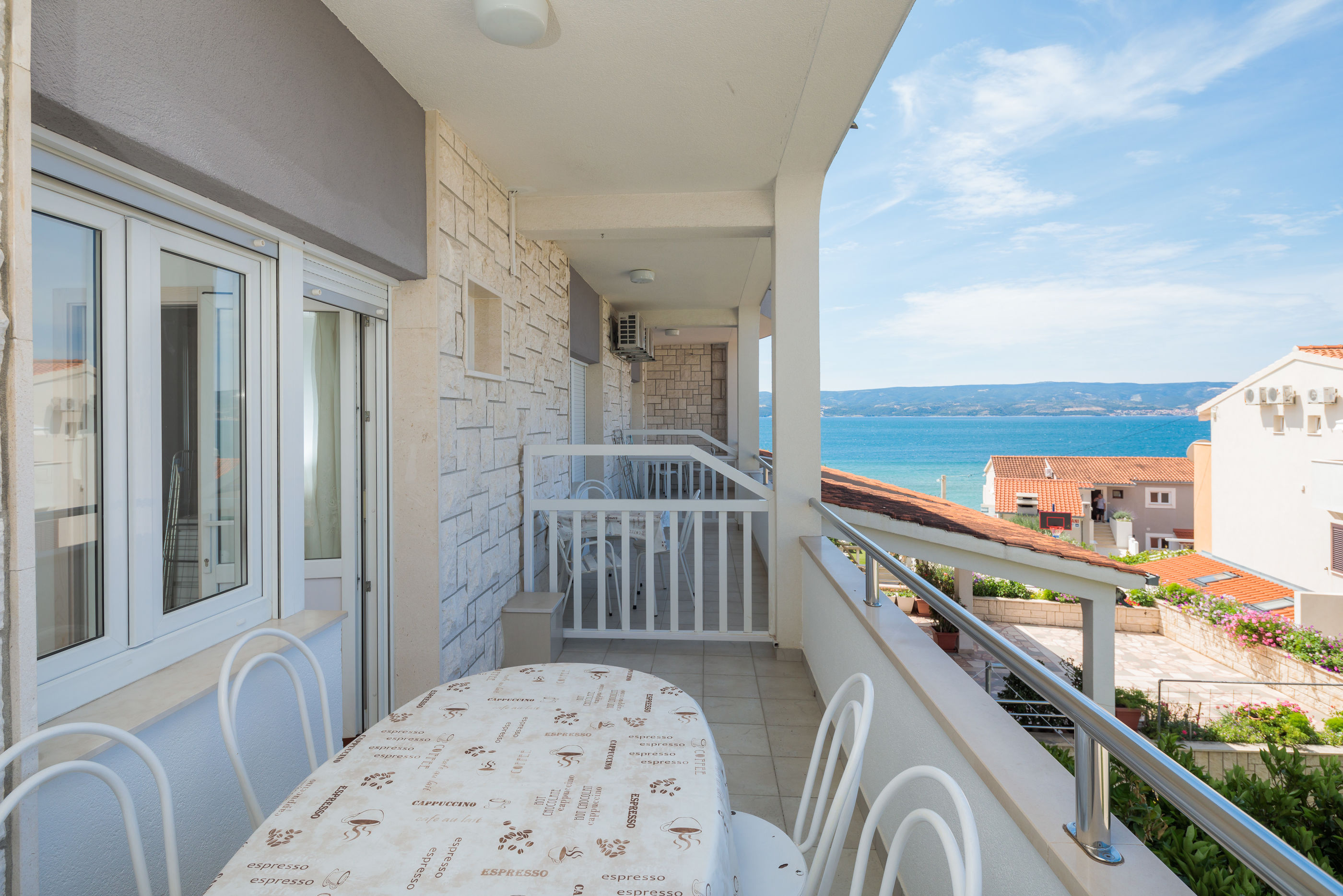 Apartments and Rooms Denis 56551-A1