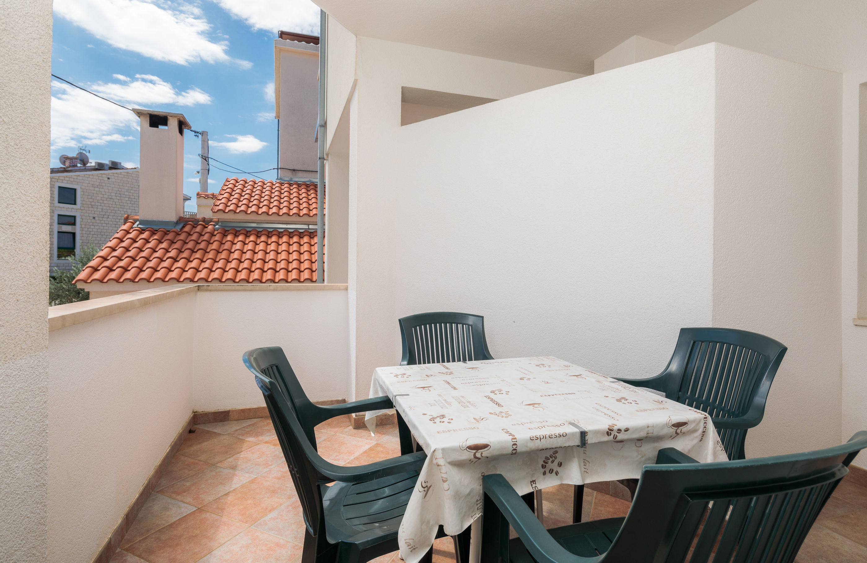 Apartments and Rooms Denis 56551-A1