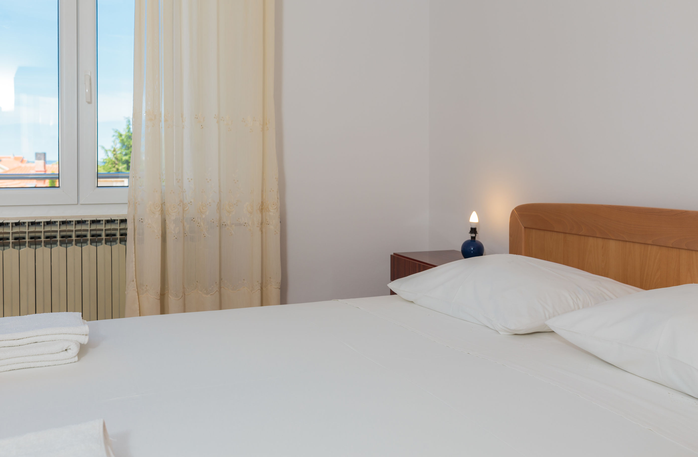 Apartments and Rooms Denis 56551-A1
