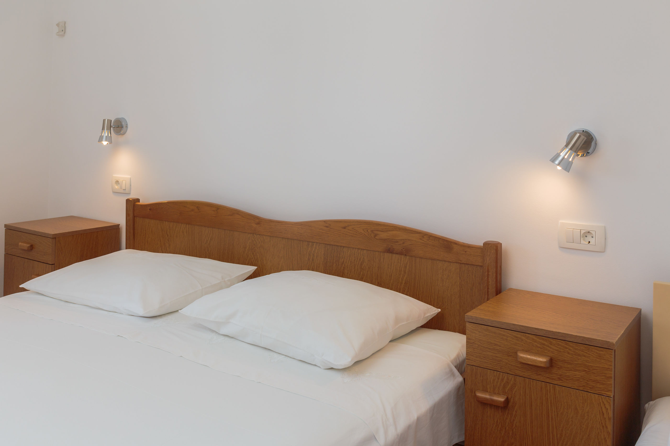 Apartments and Rooms Denis 56551-A1