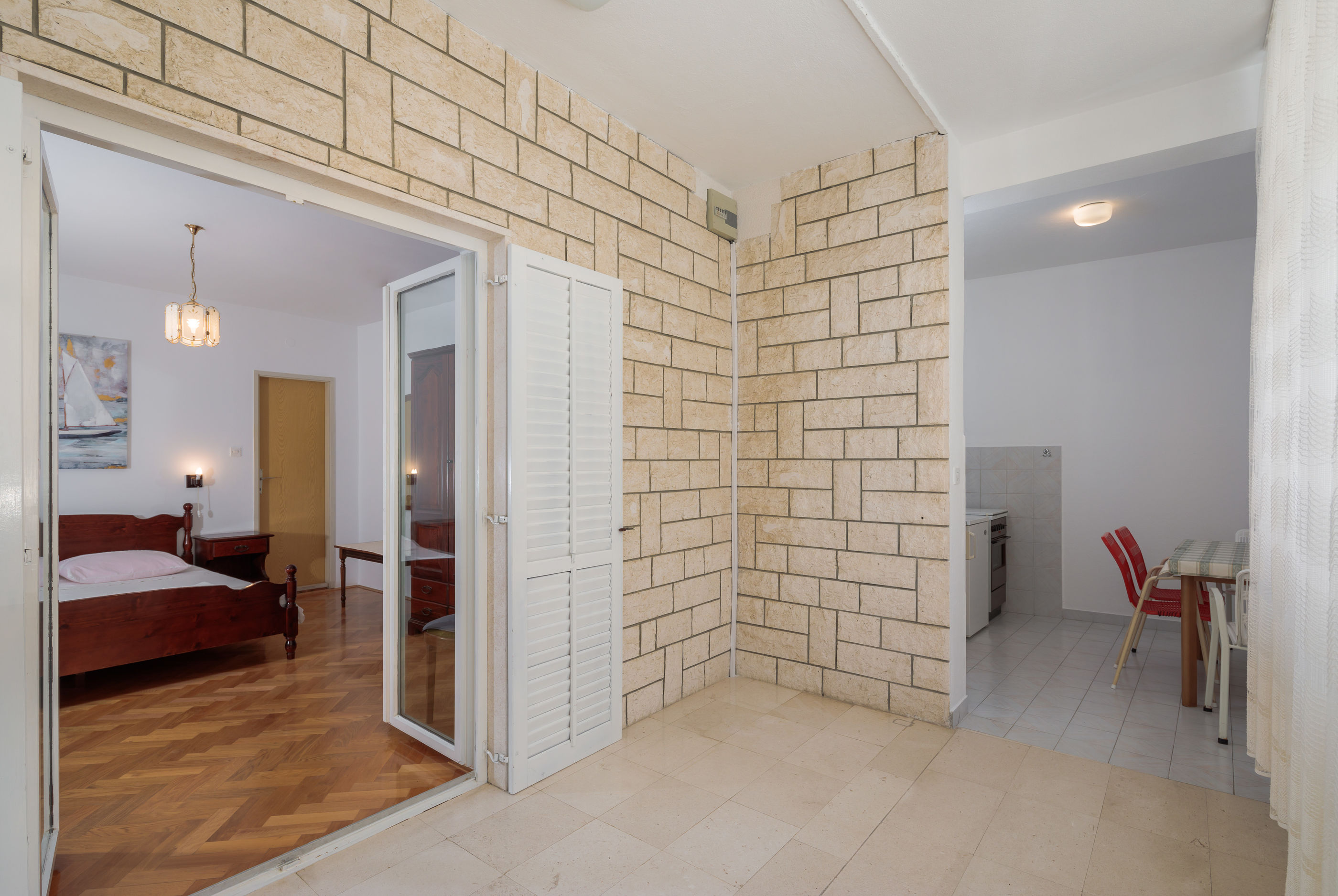 Apartments and Rooms Denis 56551-A2