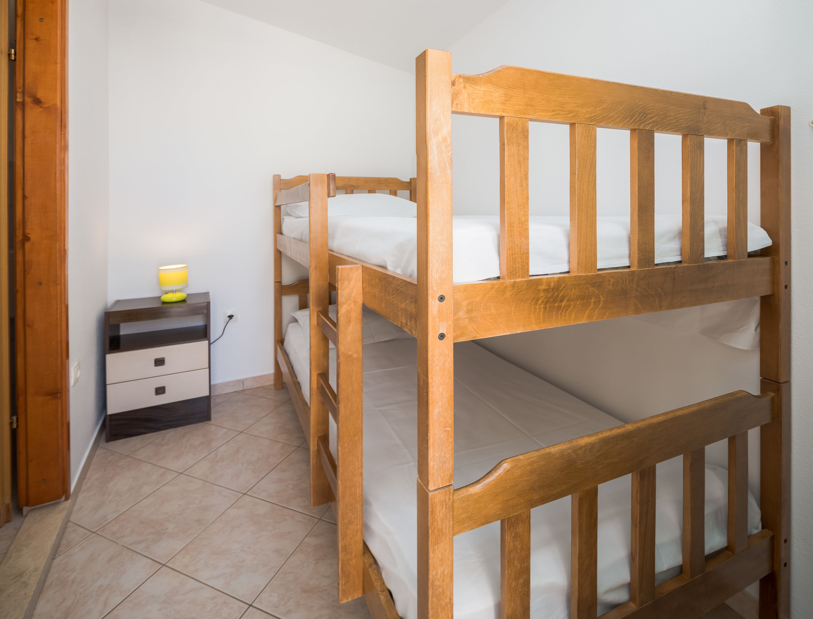Apartments and Rooms Denis 56551-A2