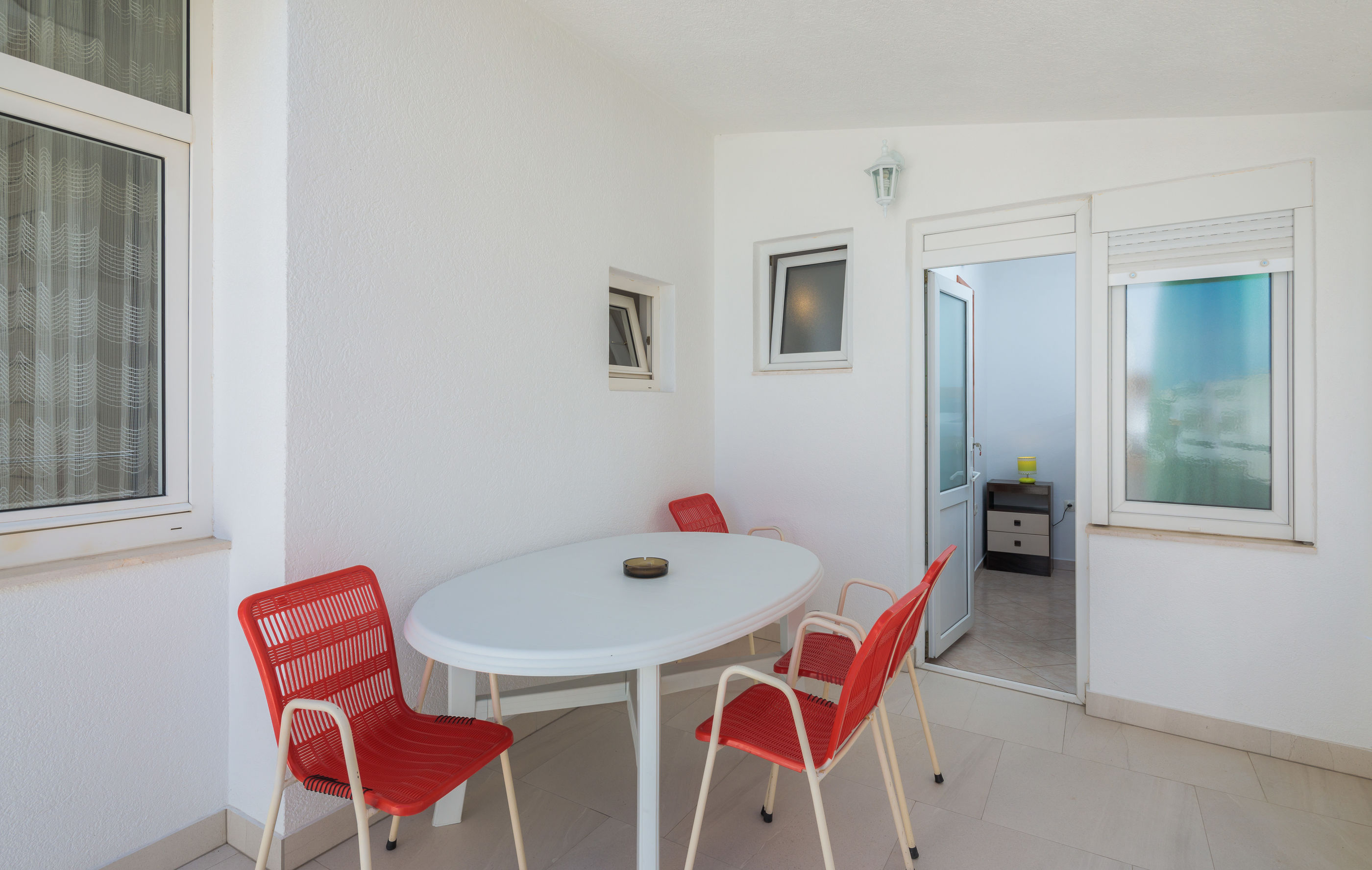 Apartments and Rooms Denis 56551-A2