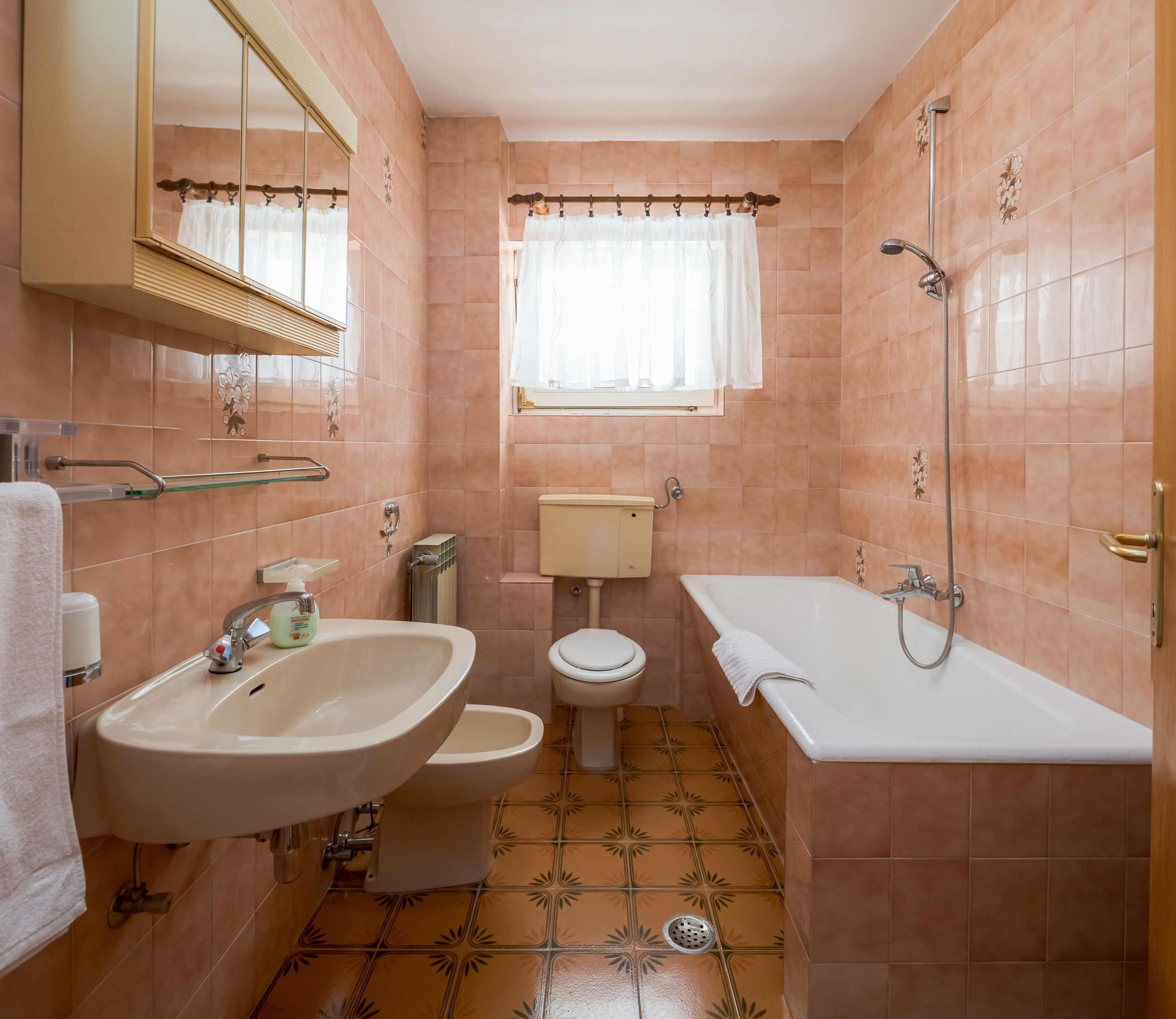 Apartments and Rooms Denis 56551-S2