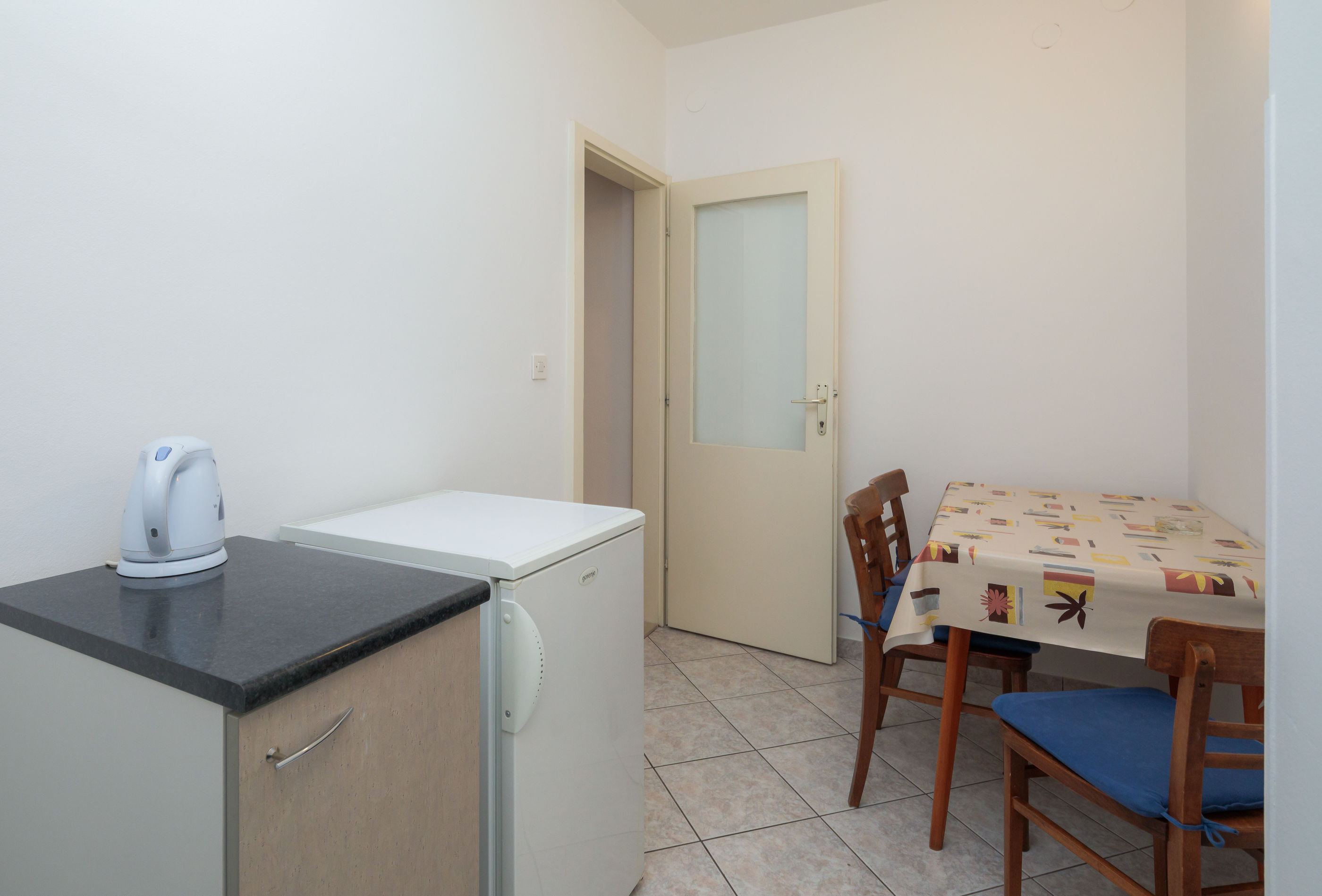 Apartments and Rooms Denis 56551-S2