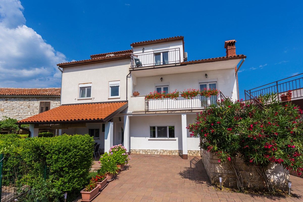 Casa Kujići V3508-K1