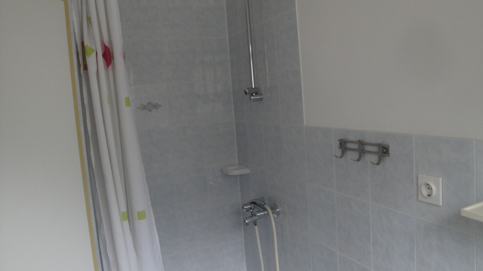 Apartments and Rooms Denis 56551-A3