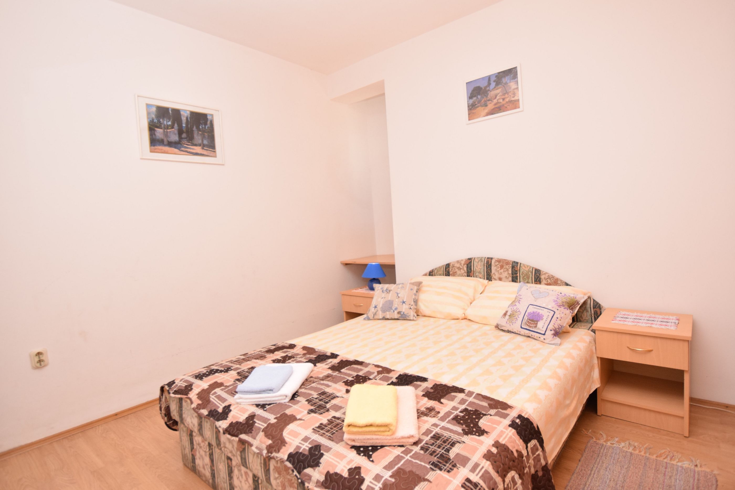 Apartments Matko 42771-A2
