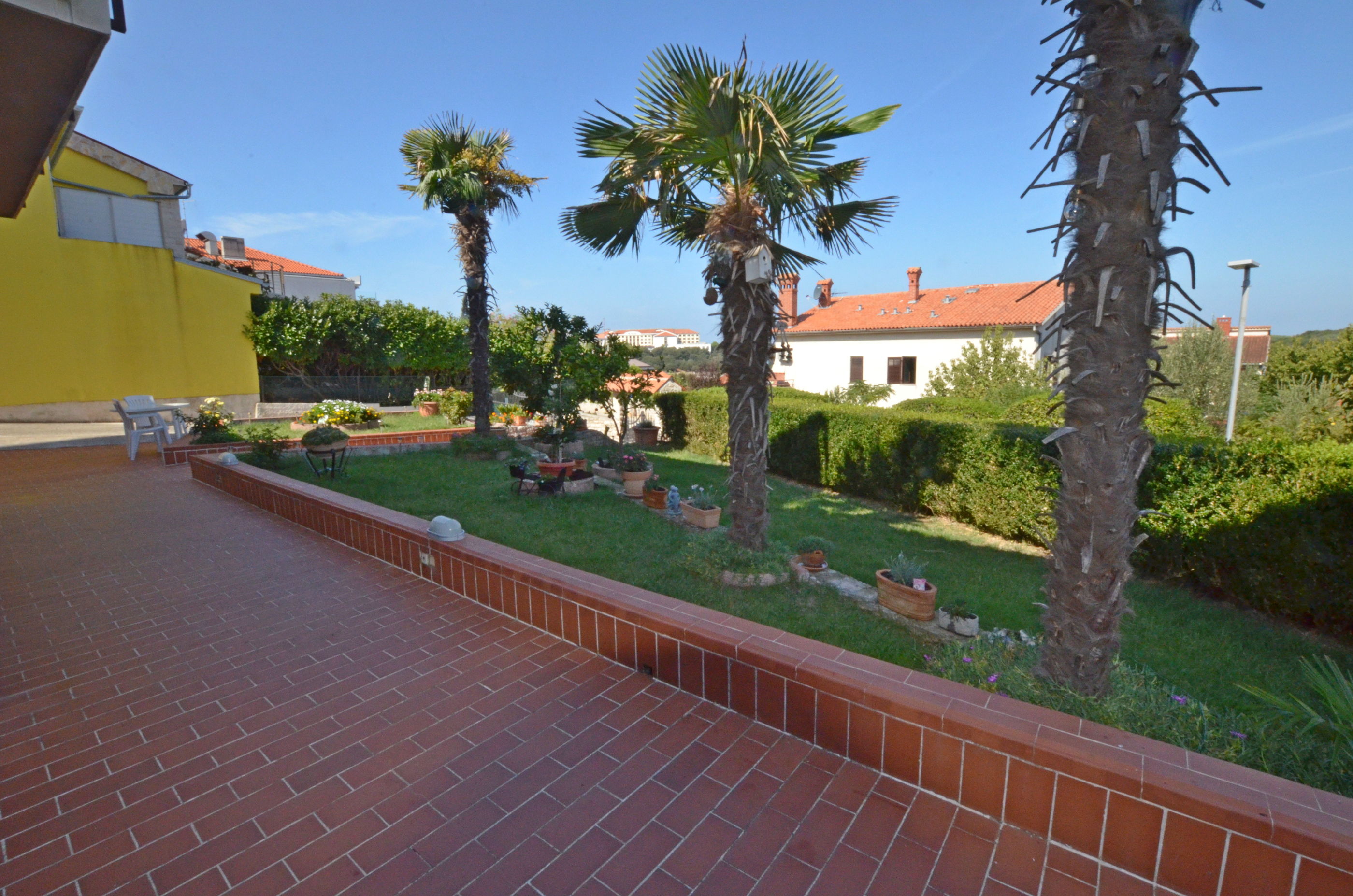 Apartments and Rooms Viktorija 71911-S4