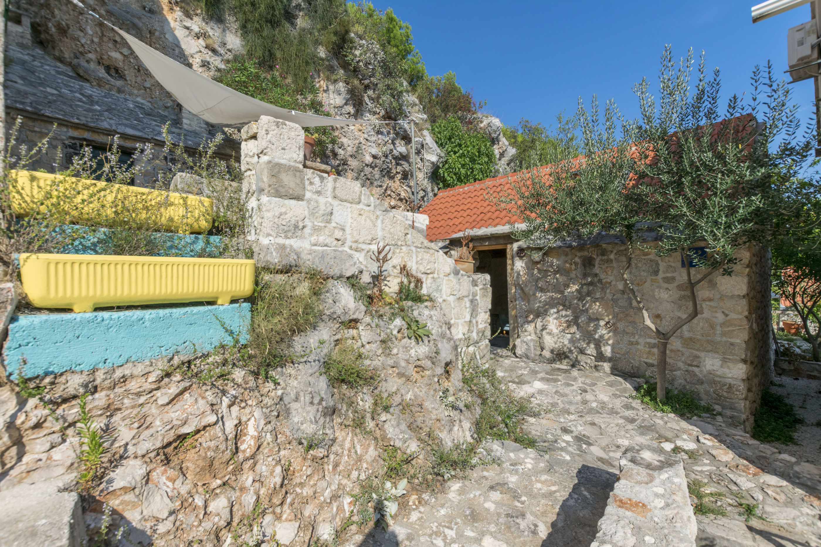House Cottage 16401-K1