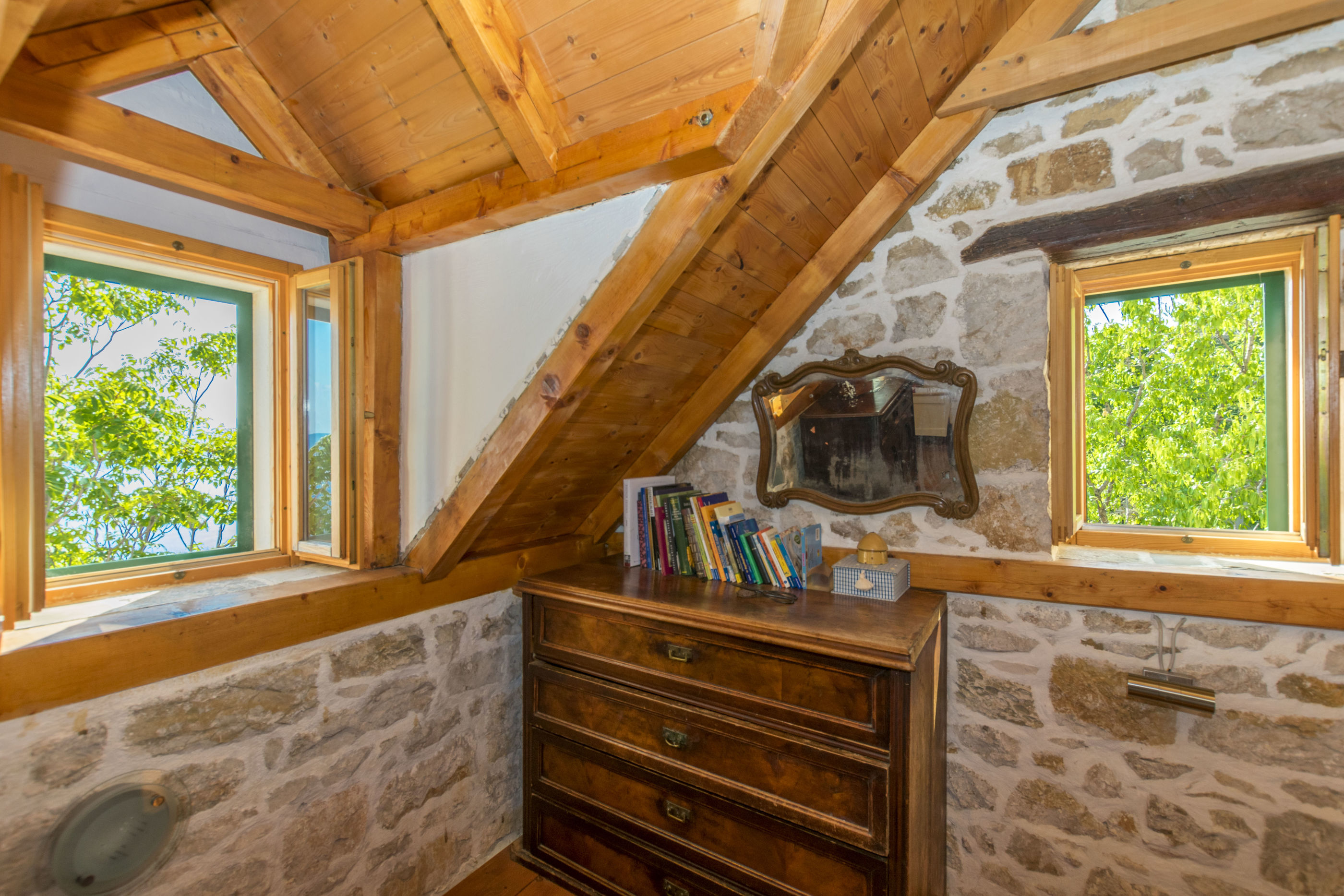 House Almond 16402-K1