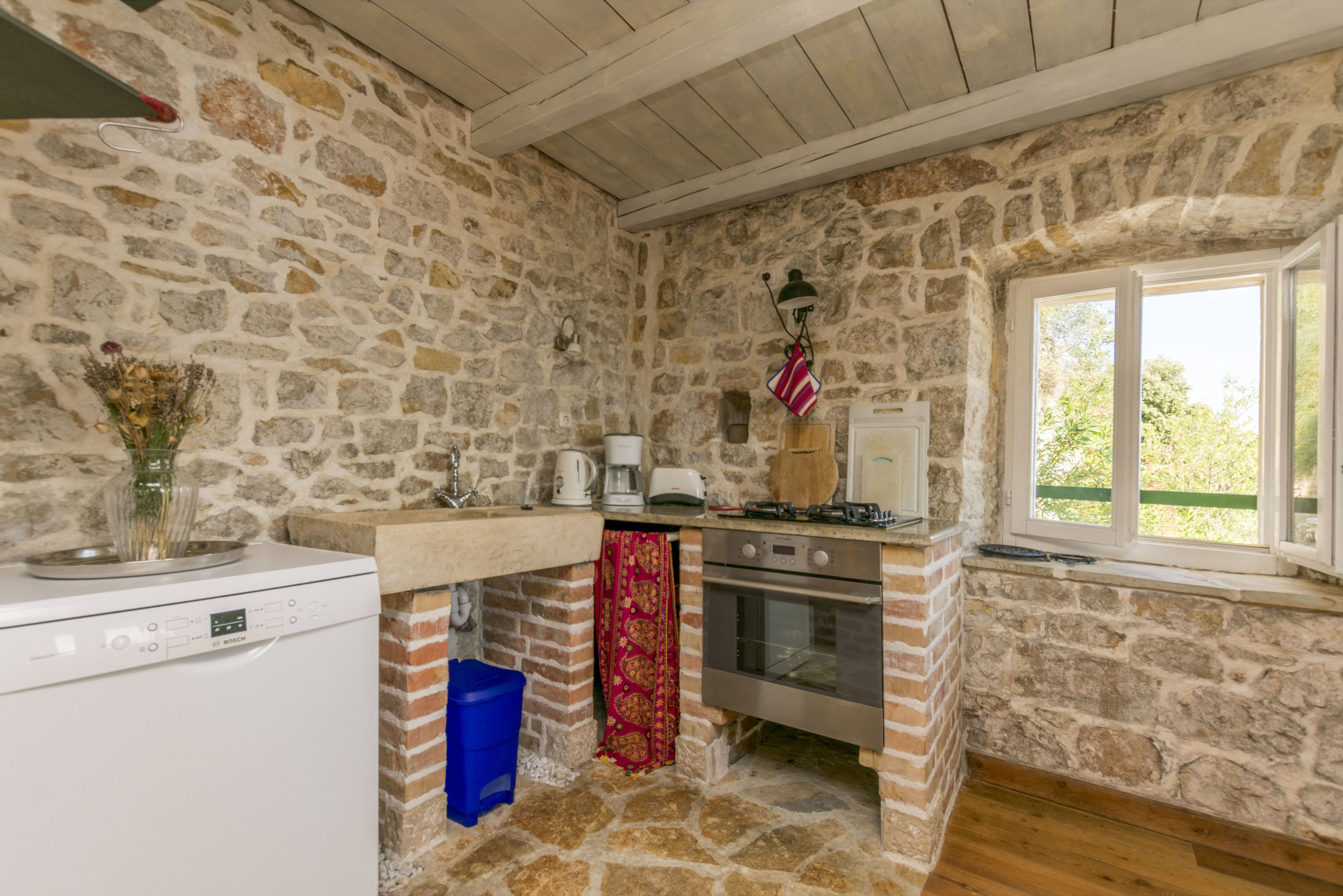 House Almond 16402-K1