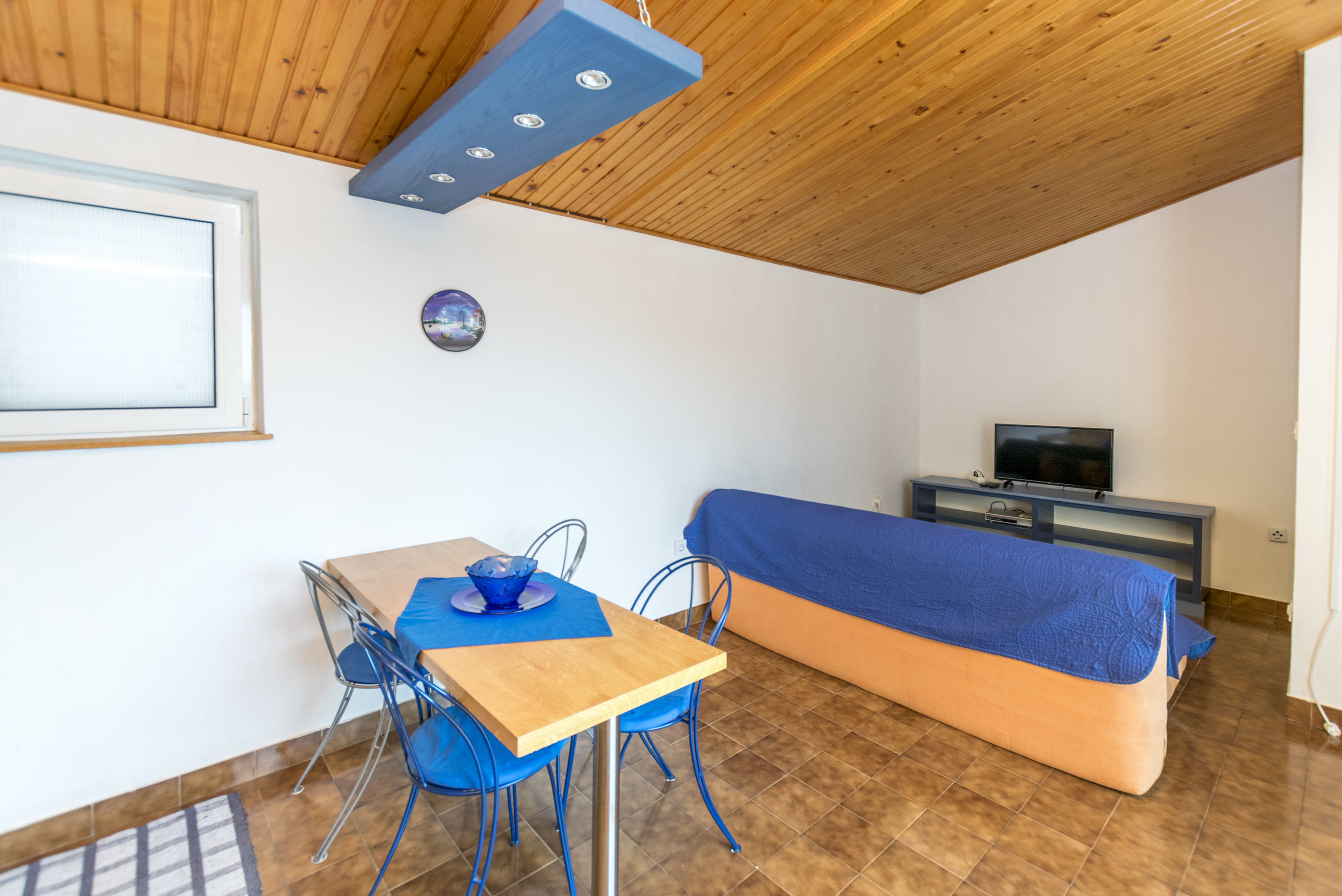 Apartments Beba 40965-A2
