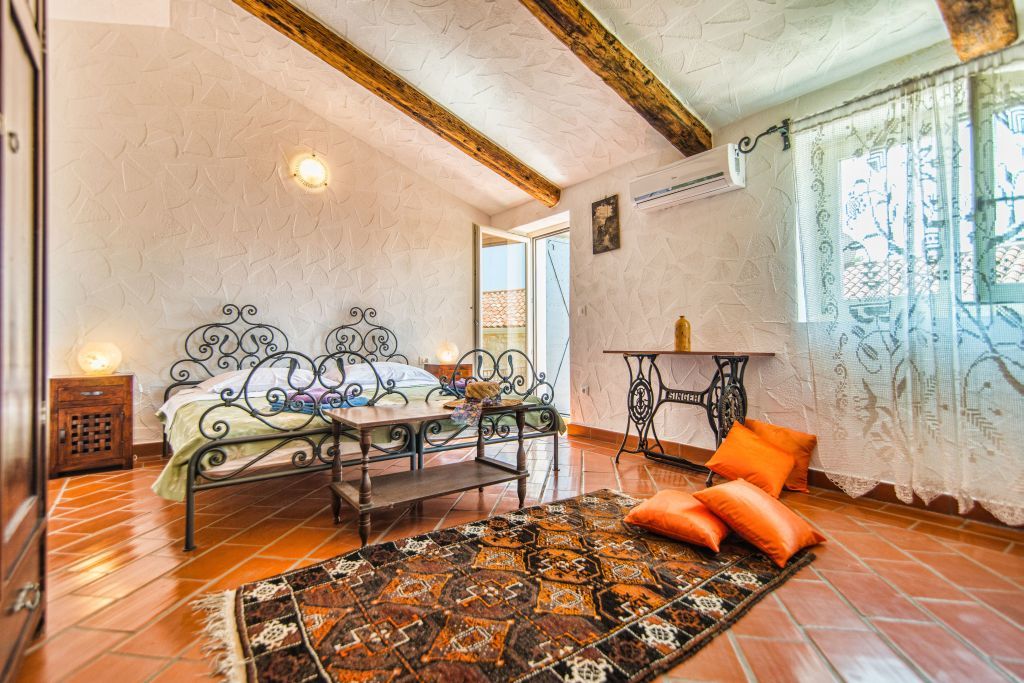 Villa MARKO V3728-K1