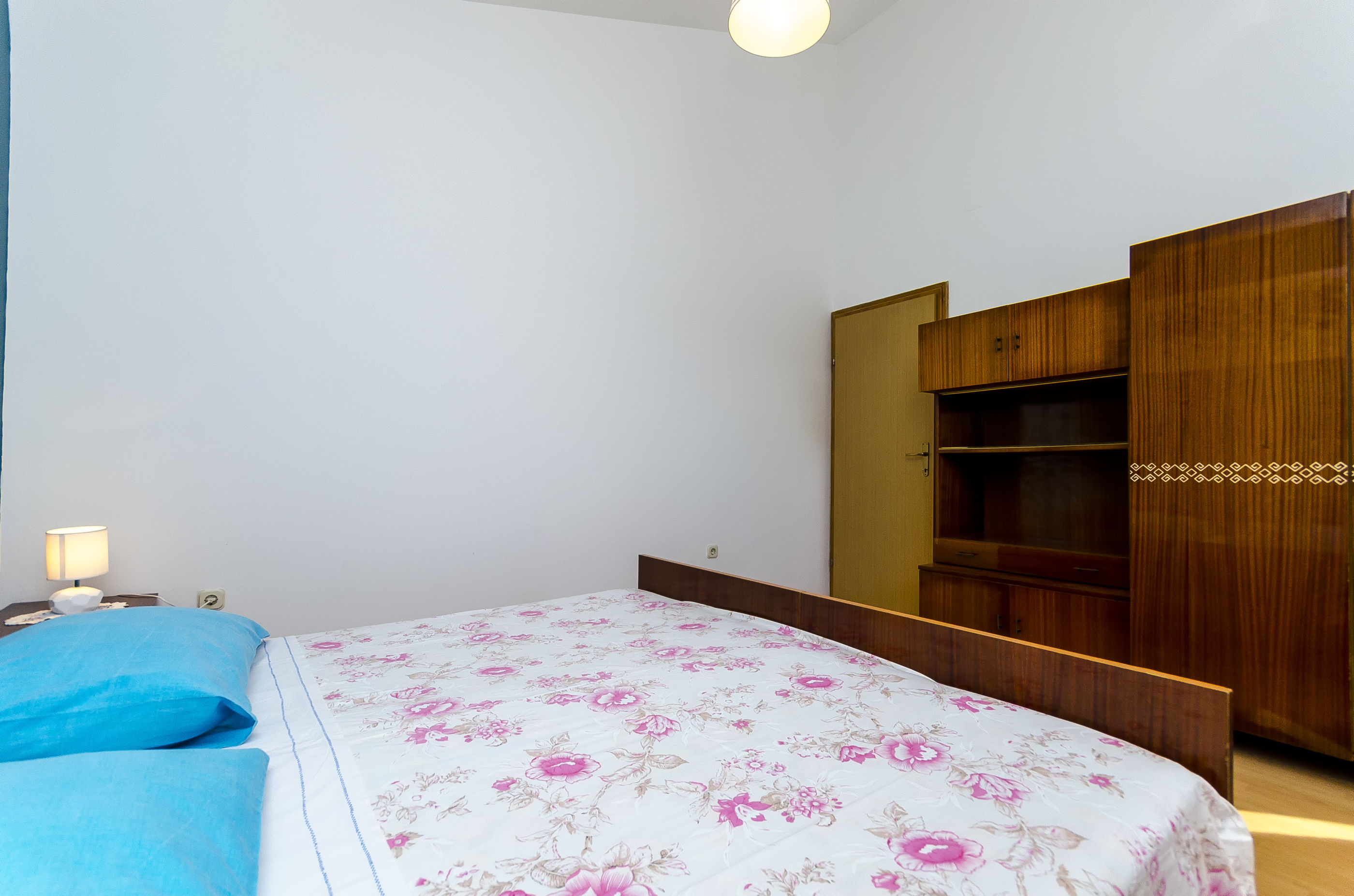 Apartments Milka 27741-A3