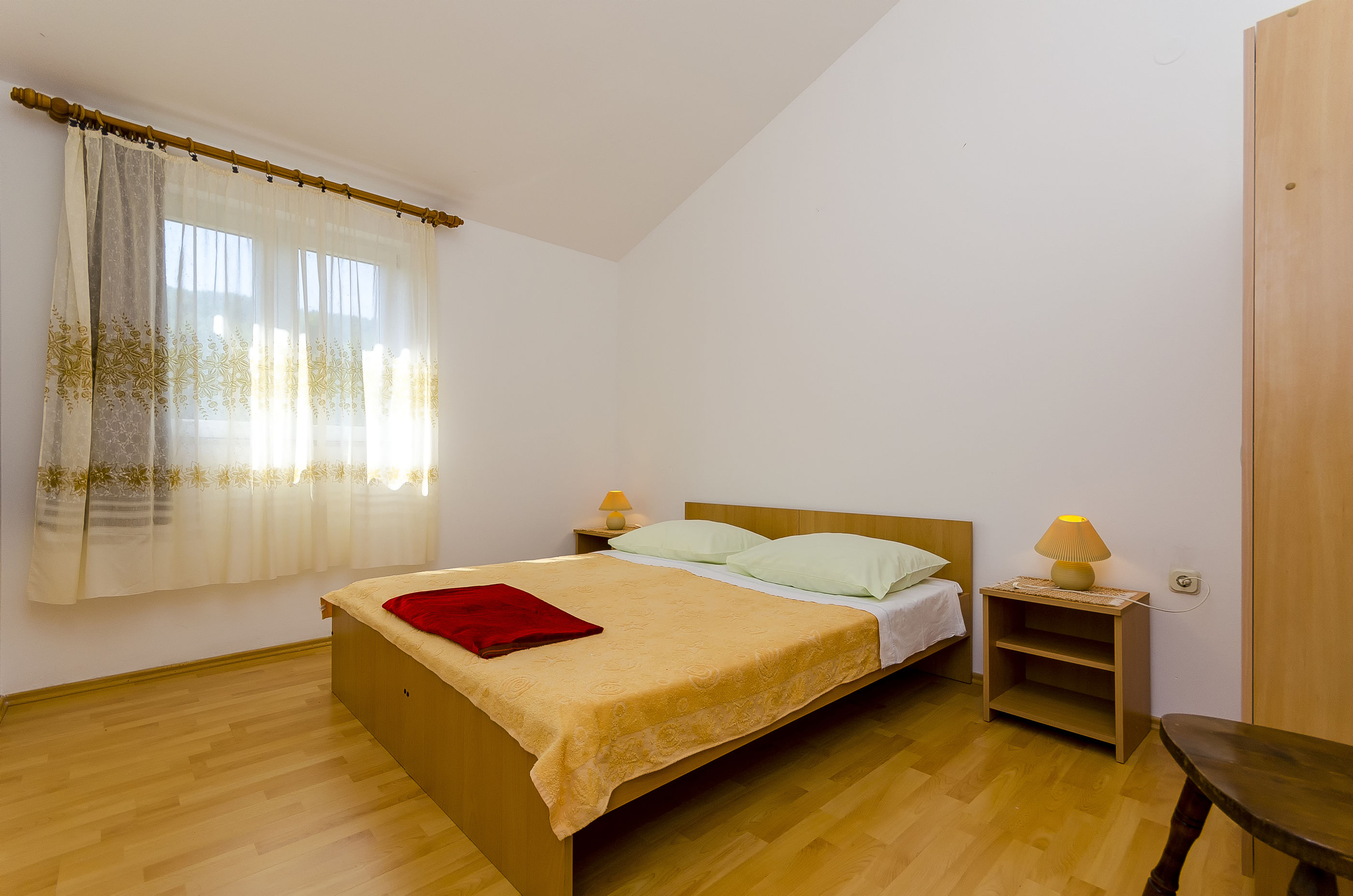 Apartments Milka 27741-A3