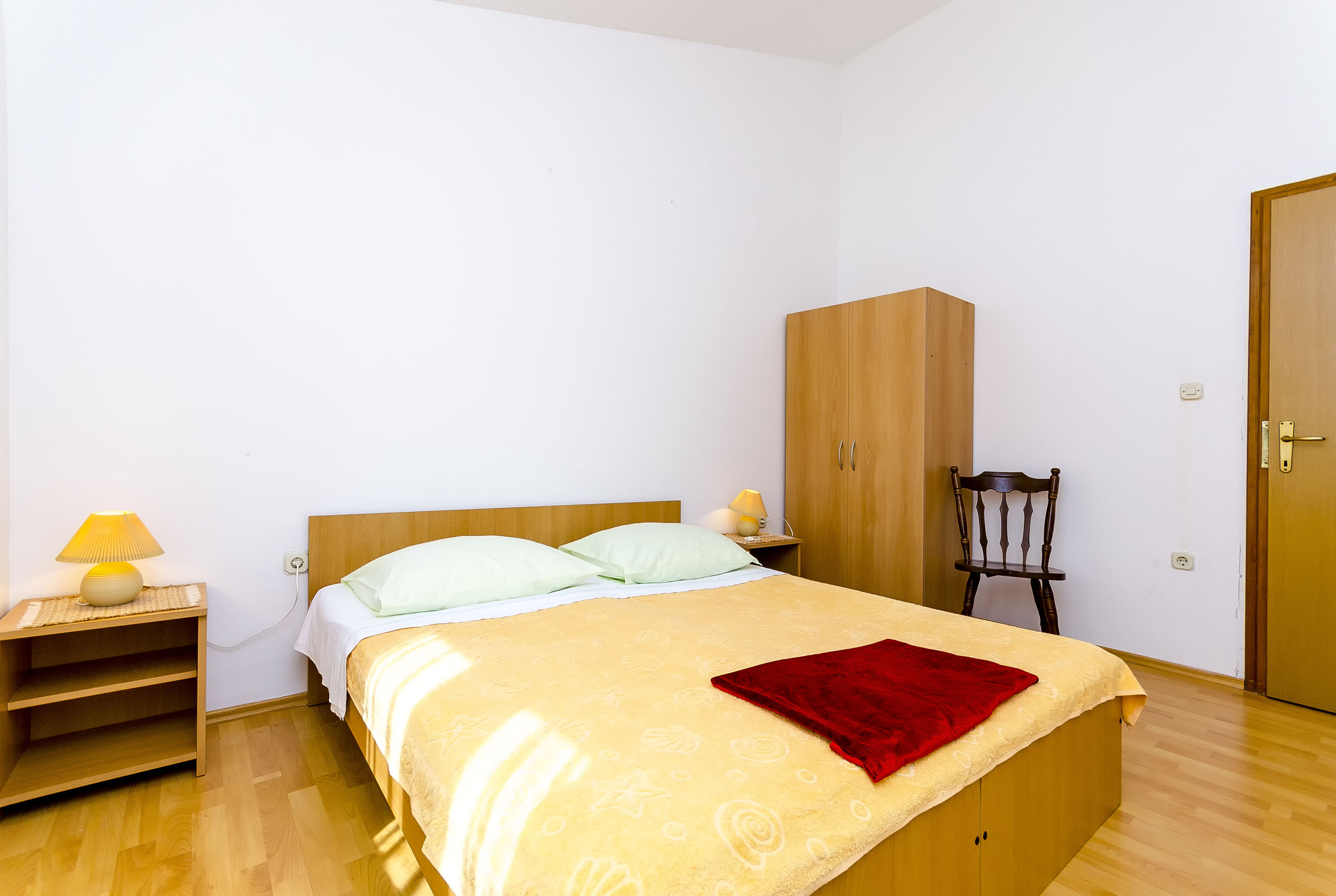 Apartments Milka 27741-A3