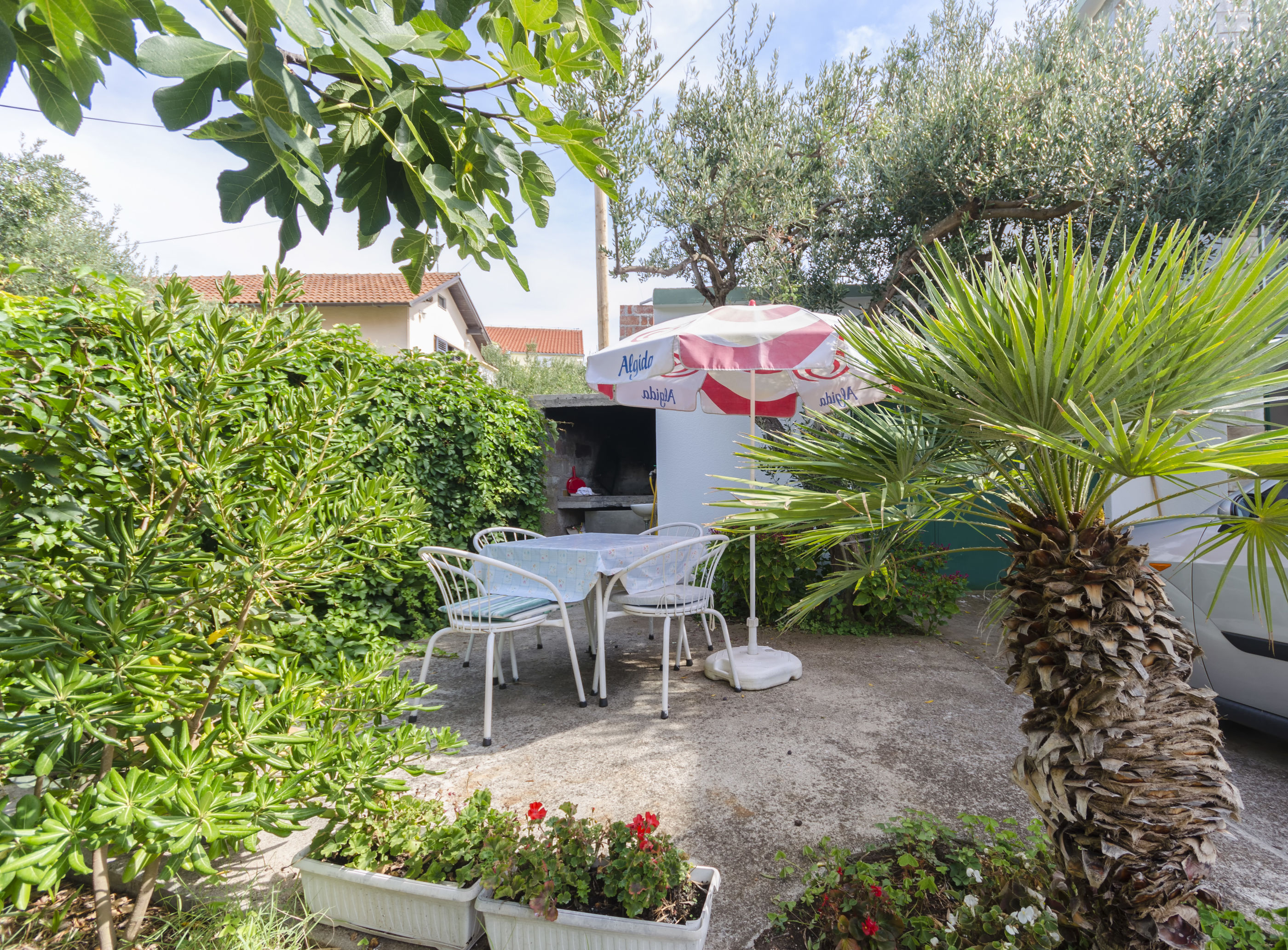Apartments Secret Garden 17851-A2