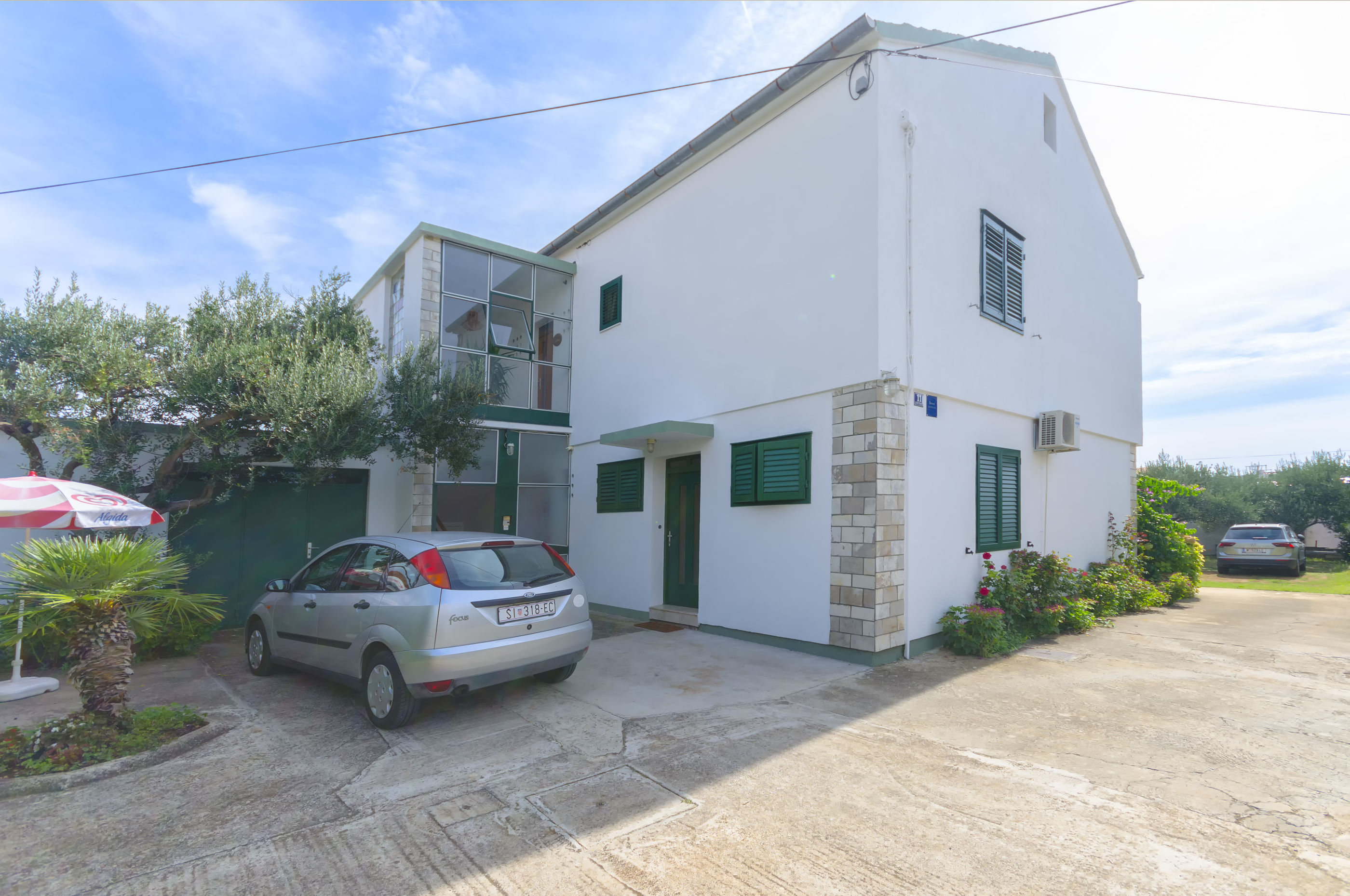 Apartments Secret Garden 17851-A2