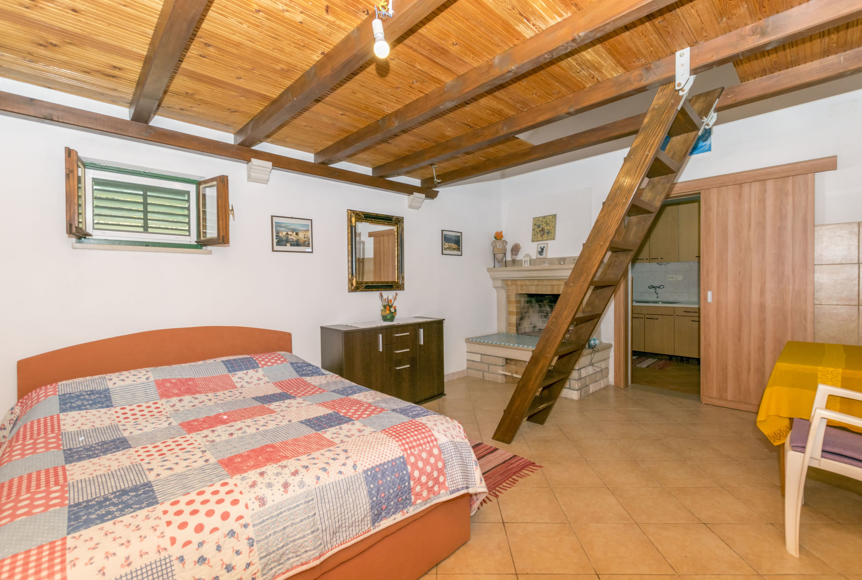 House Svjetlana 33841-K1