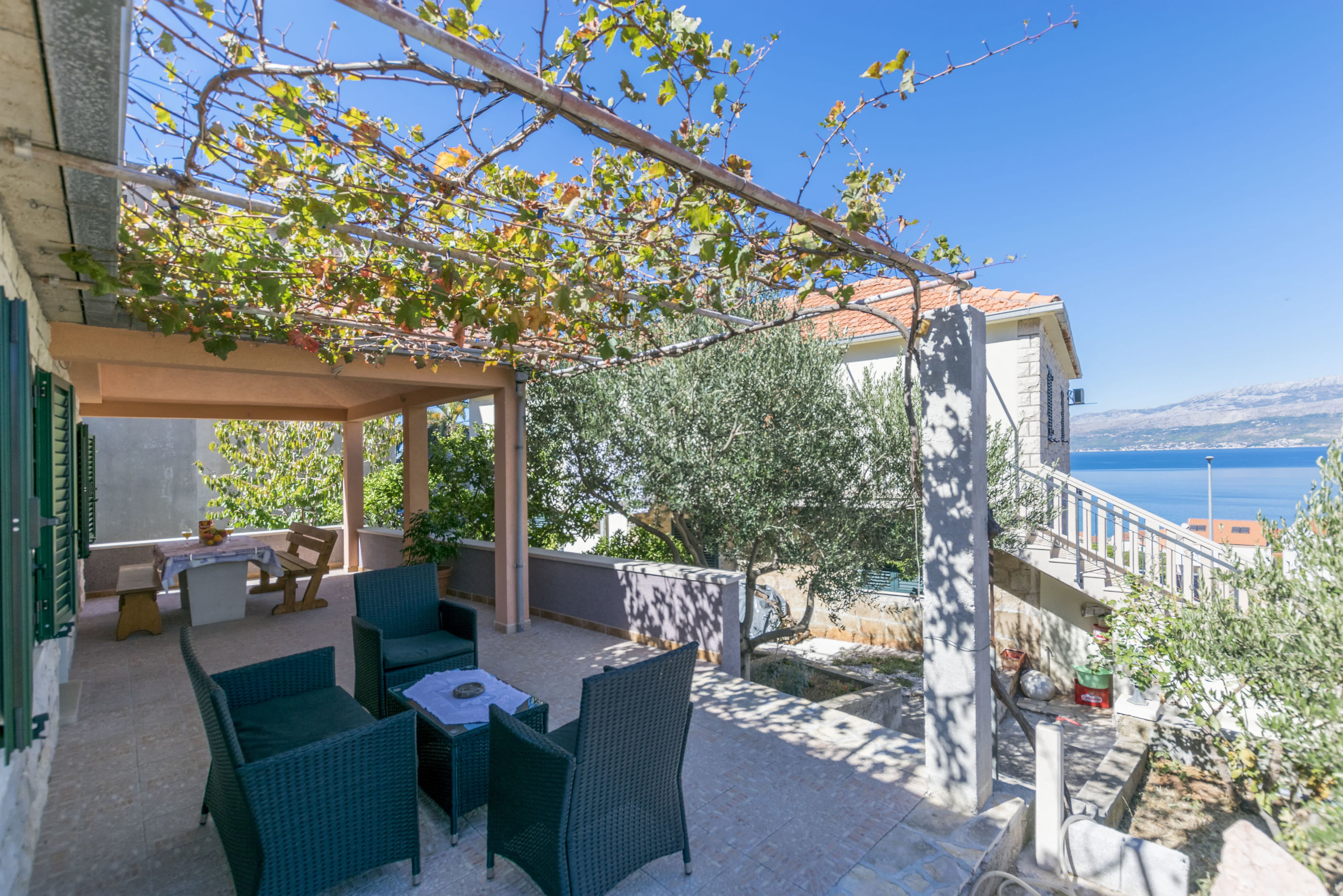 House Santa Barbara 33842-K1