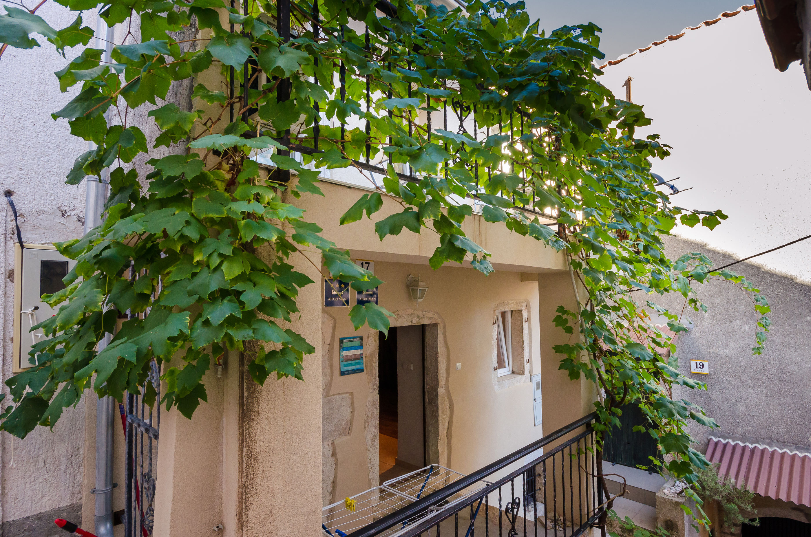 Apartments Marija Ivan 17951-A1