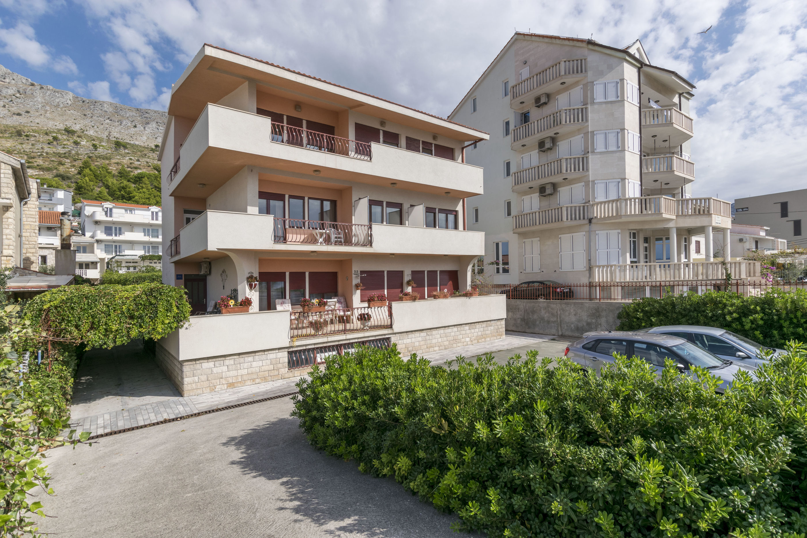 Apartments and Room Andrew 58281-A2