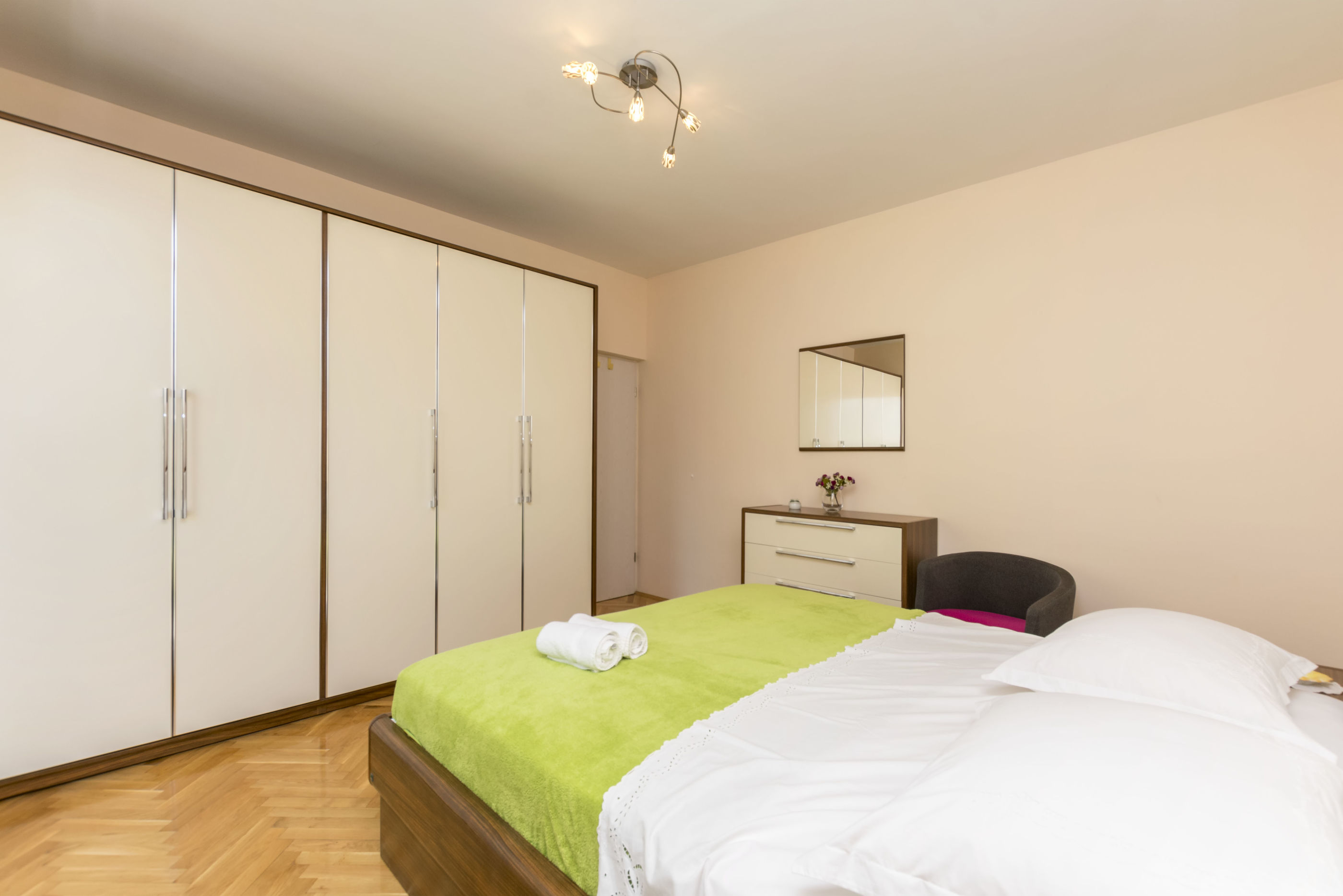 Apartments and Room Alen 39481-A5