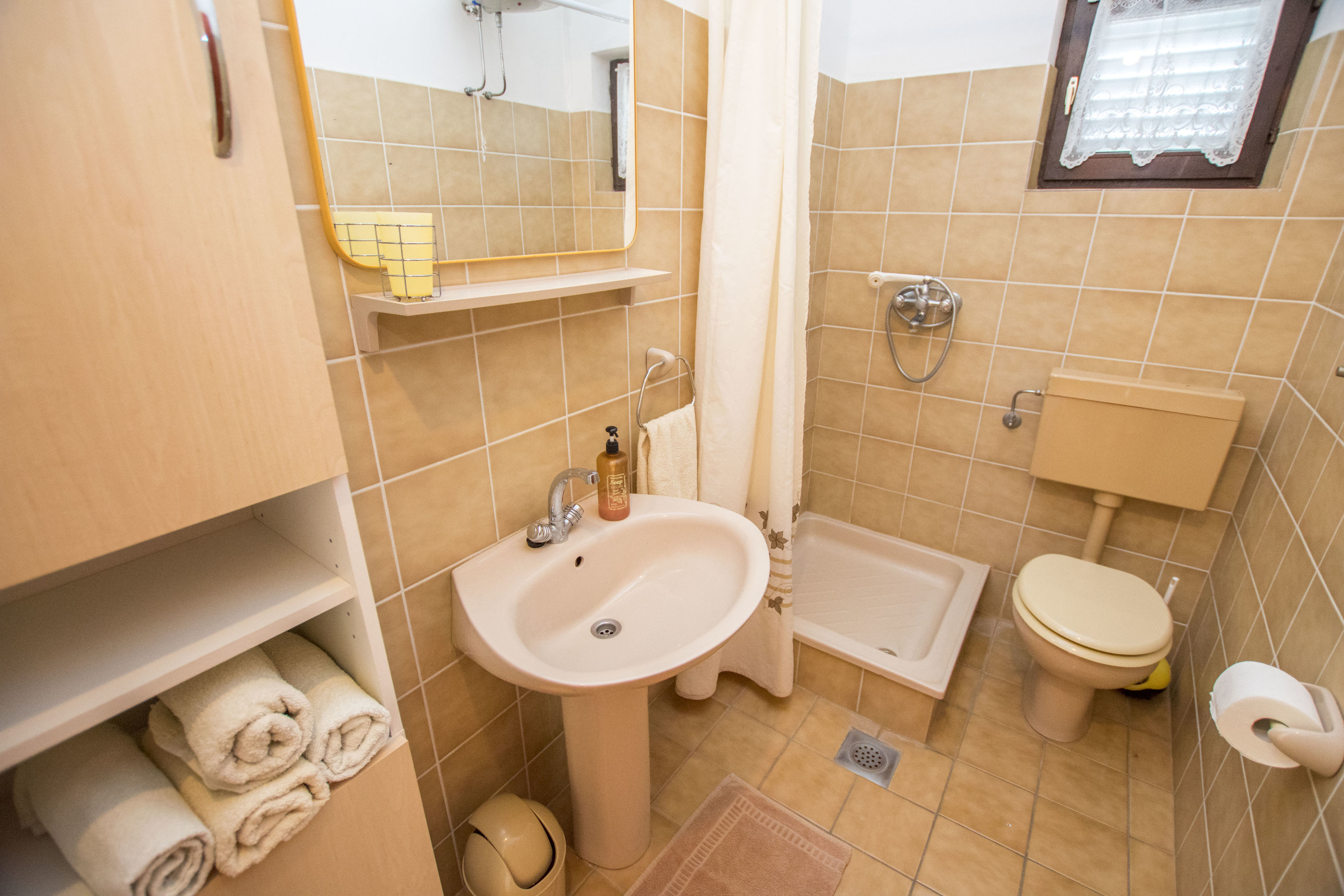 Apartment and Rooms Radojka 40963-S2