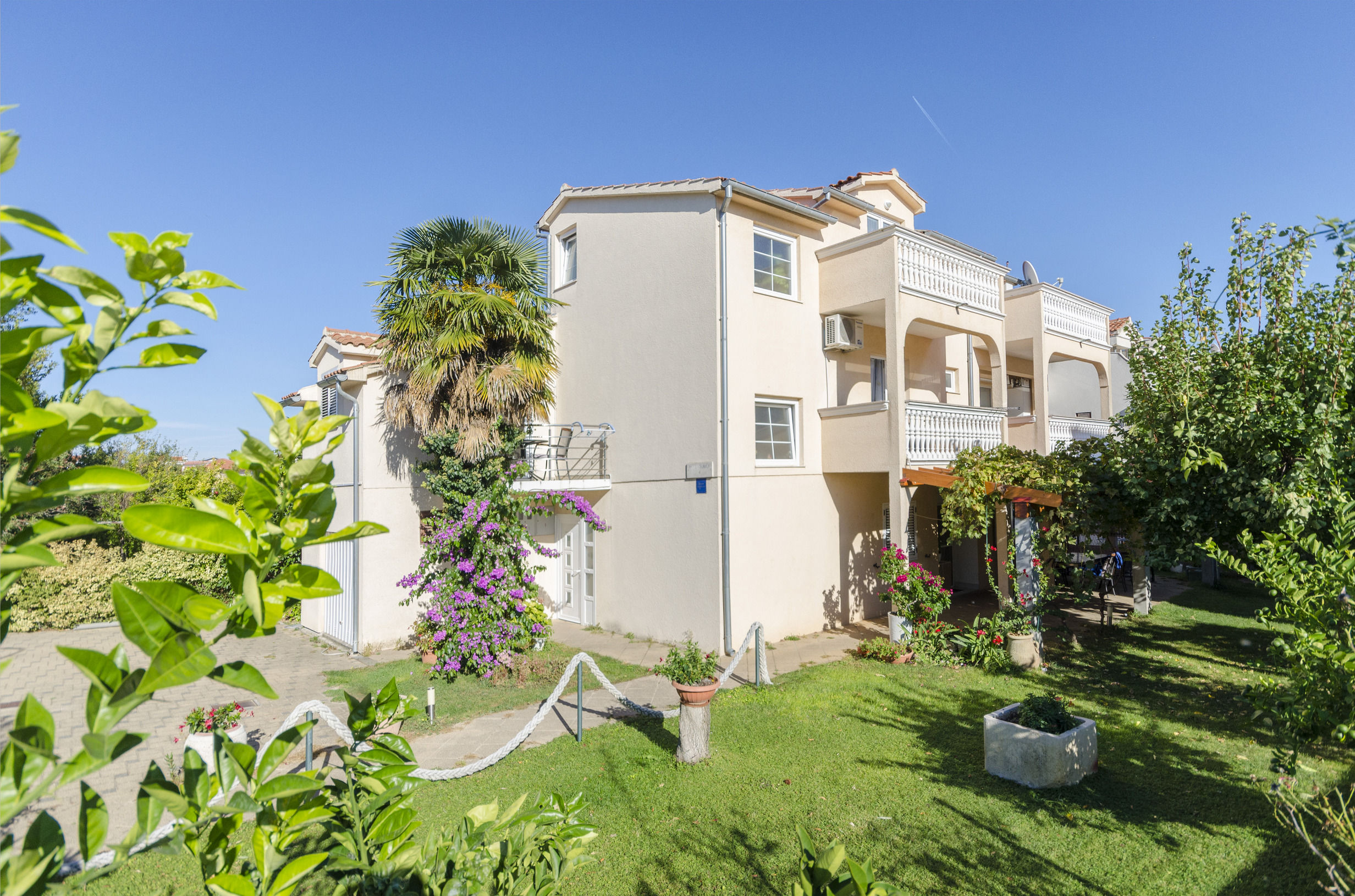 Apartments Sweet garden 58621-A2