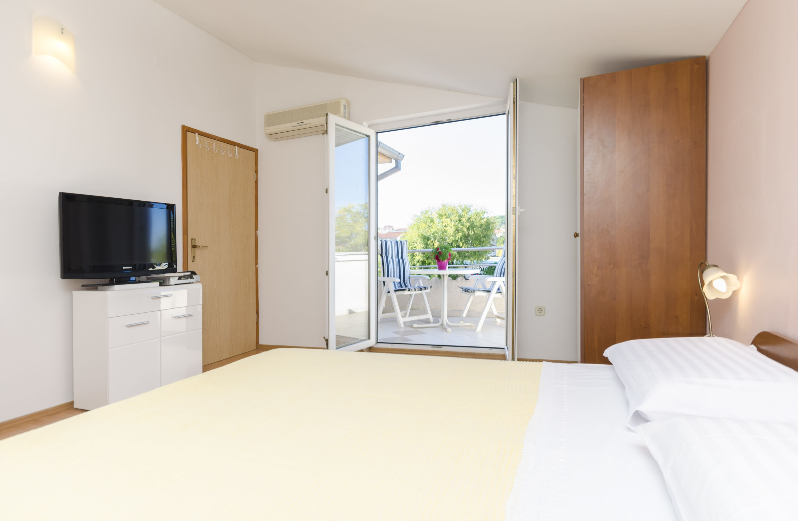 Apartments Sweet garden 58621-A2
