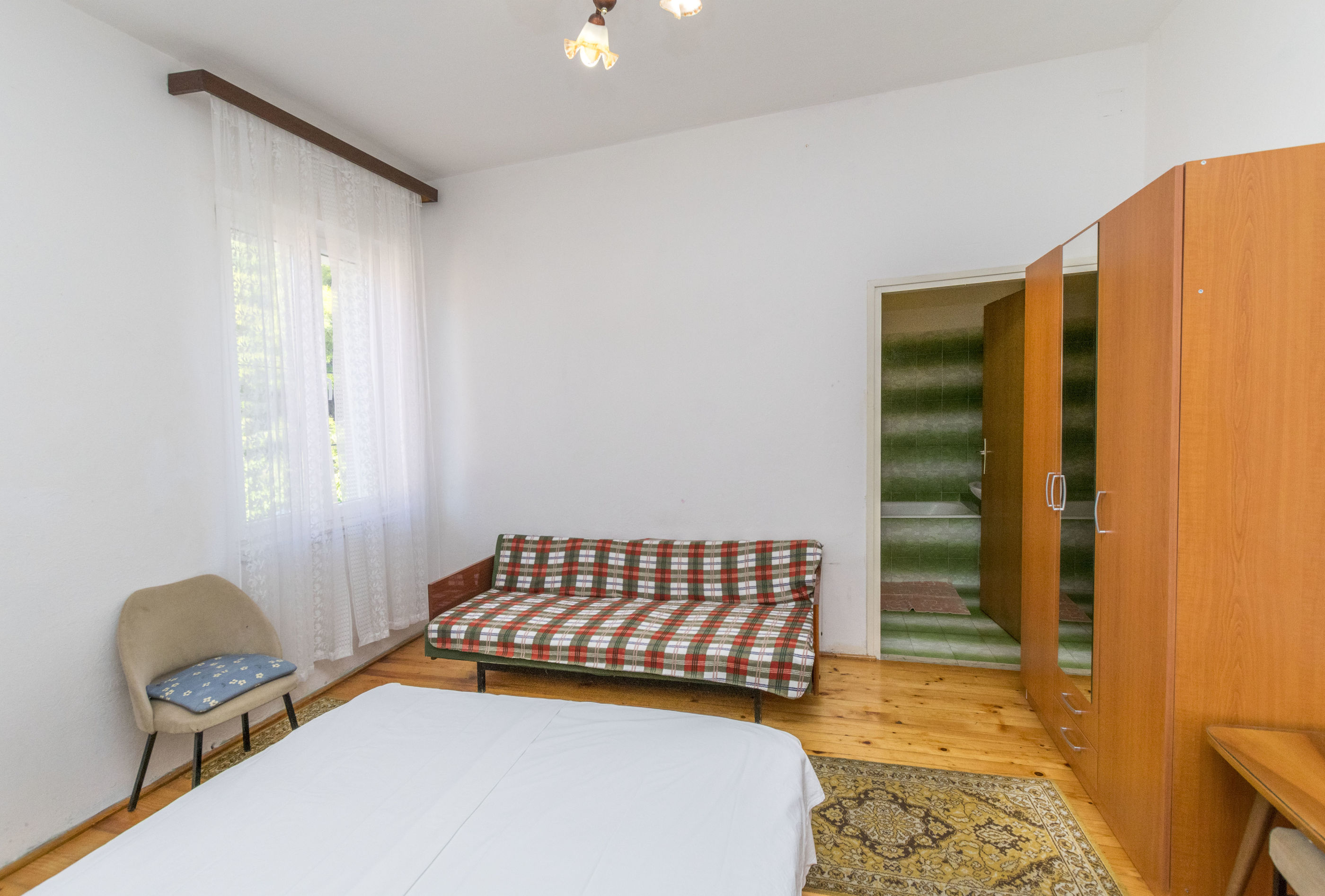 Apartments and Rooms Jakov 40391-S2