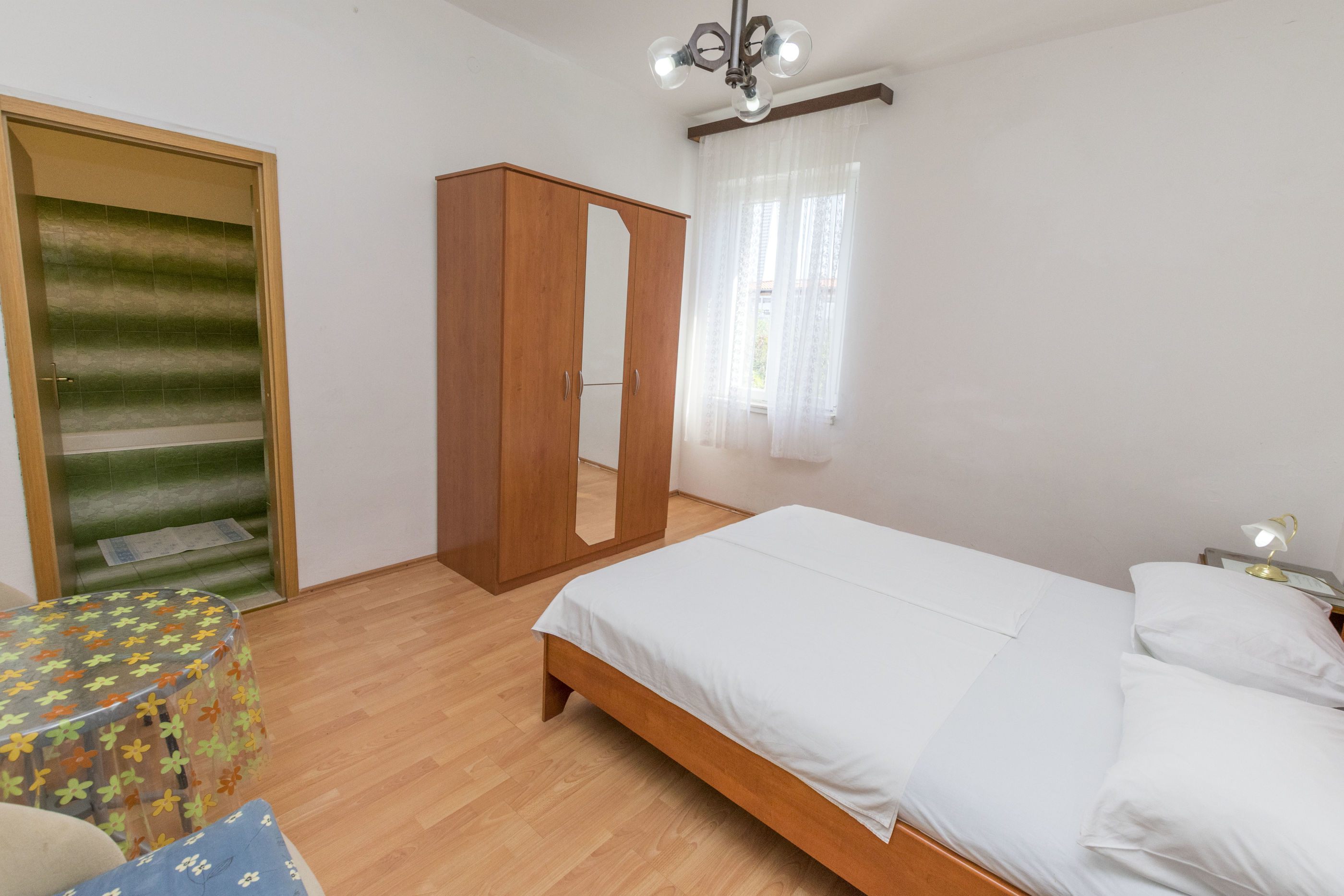 Apartments and Rooms Jakov 40391-S4