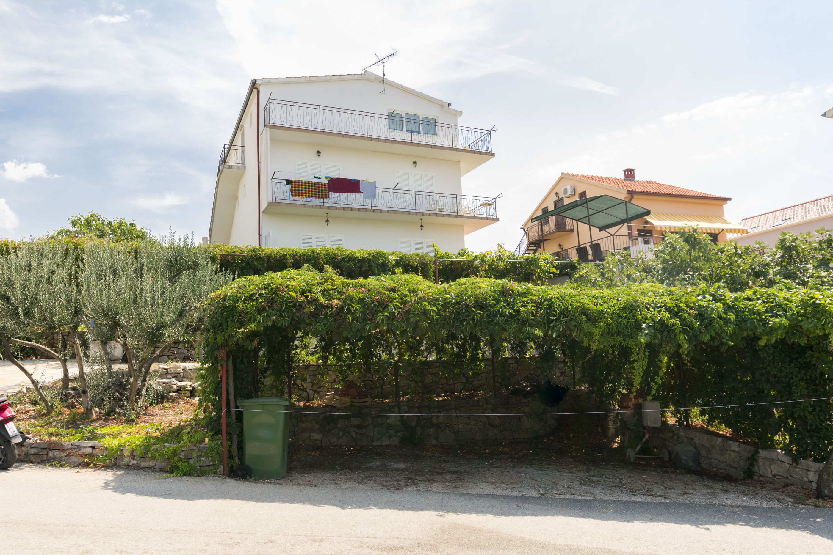 Apartments Jere Proto 15481-A2