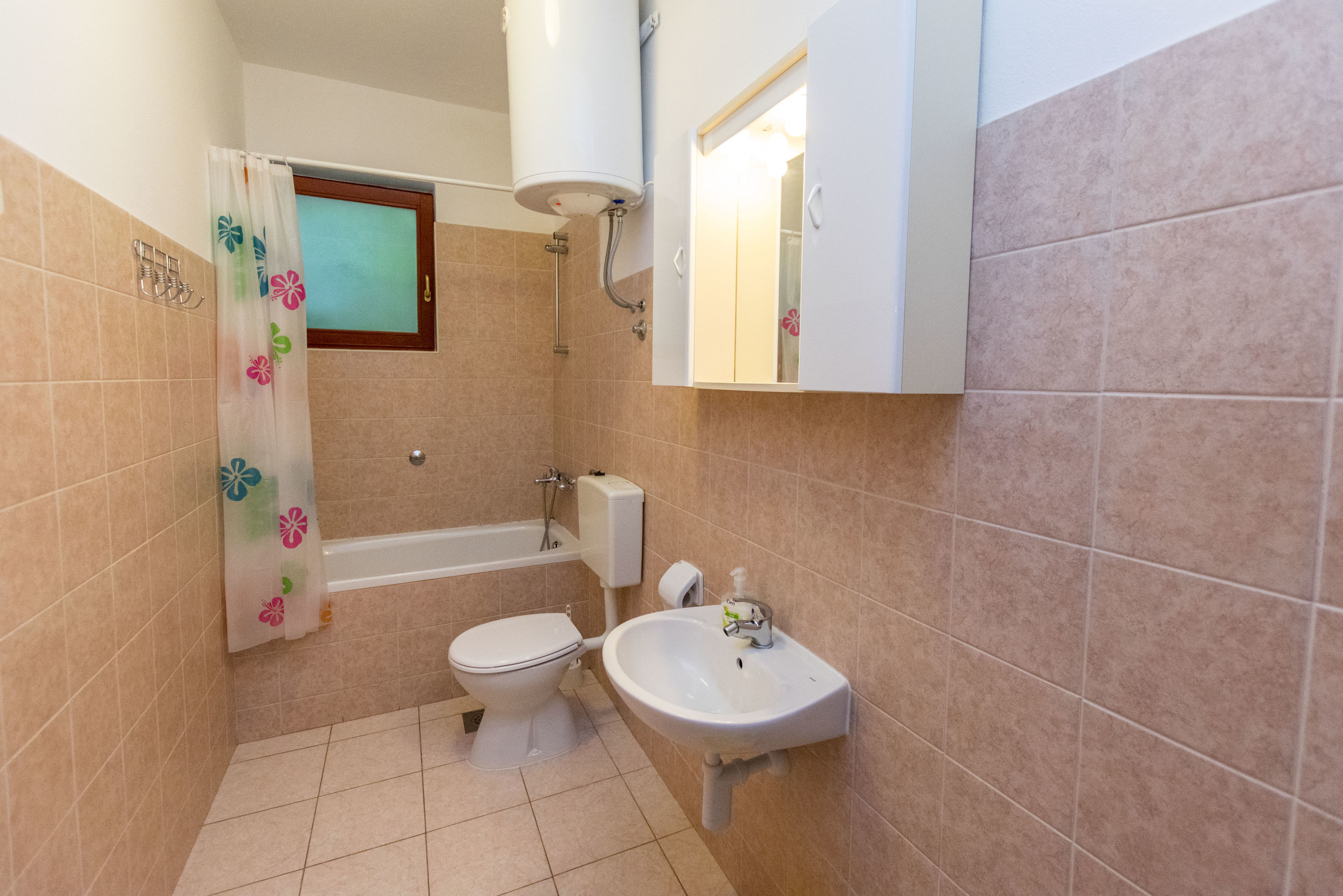 Apartments Ivana 40464-A1