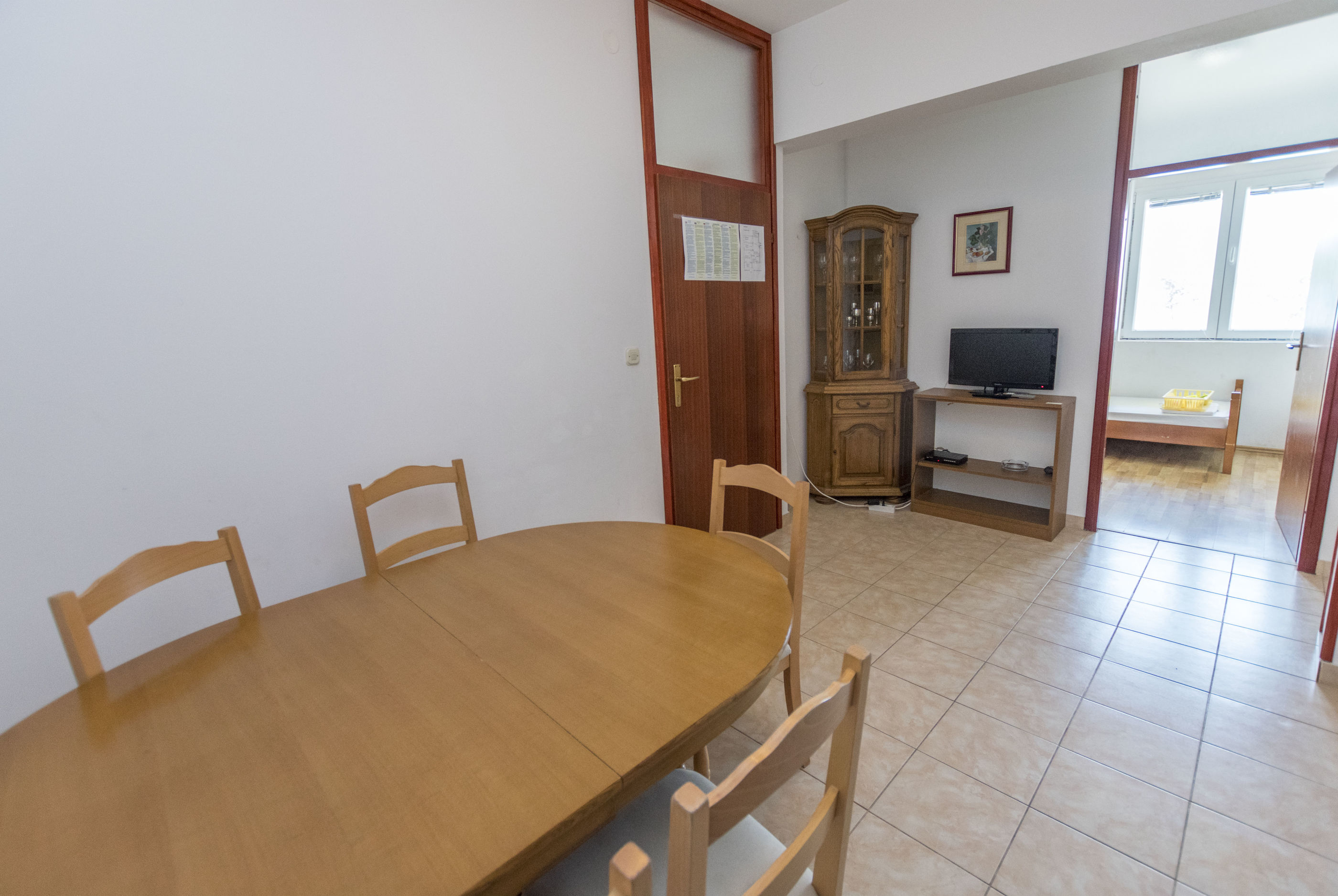Apartments Ivana 40464-A1
