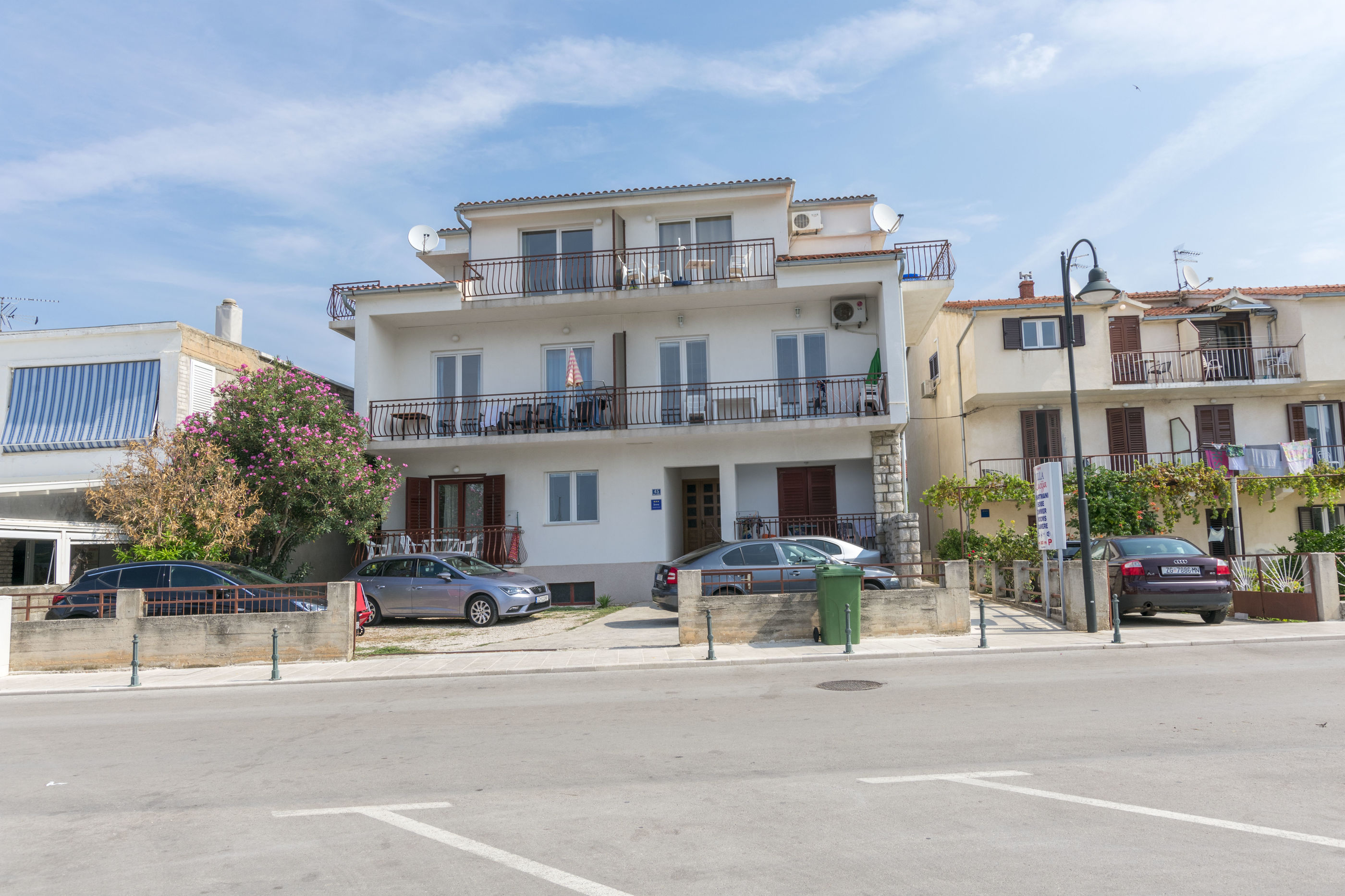 Apartments Ivana 40464-A2