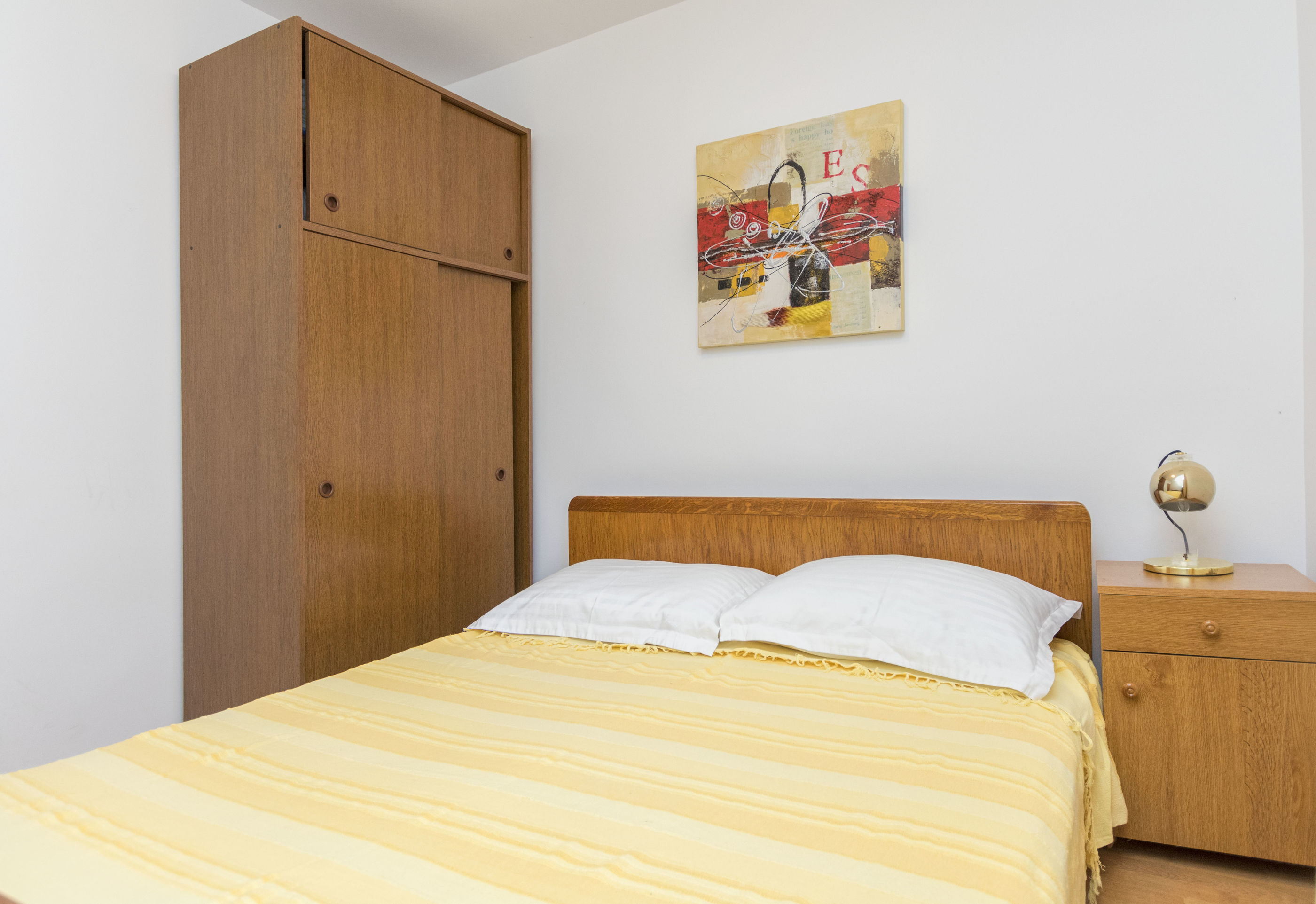 Apartments Ljubomir 55491-A1
