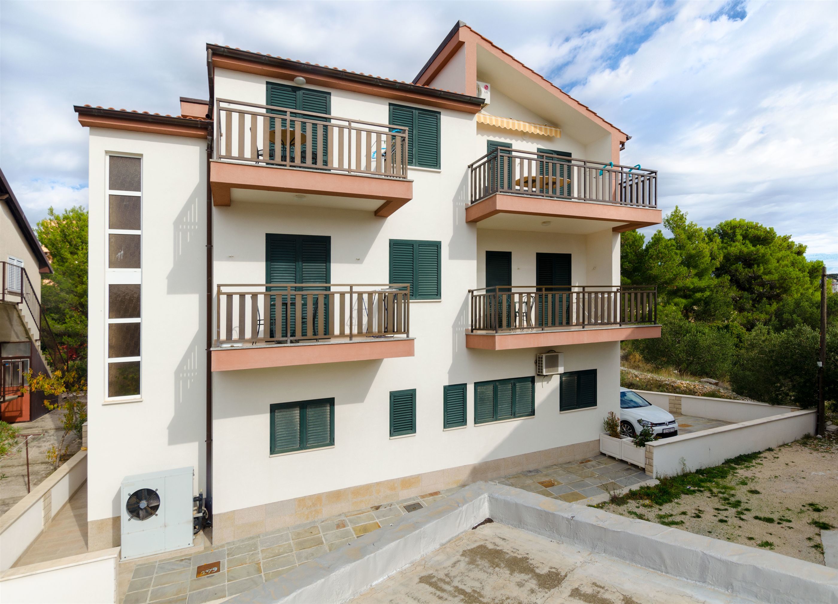 Apartments Karmen I 58731-A6