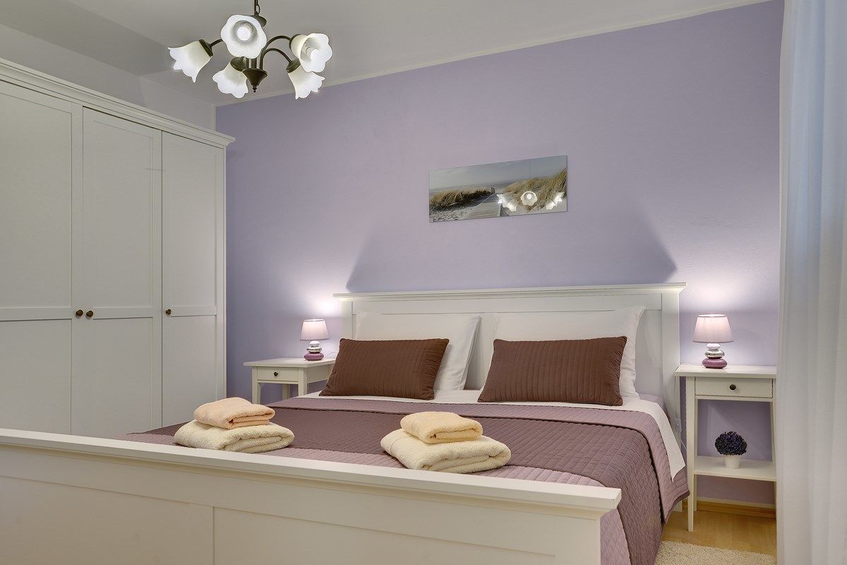 Villa Paola 73928-K1