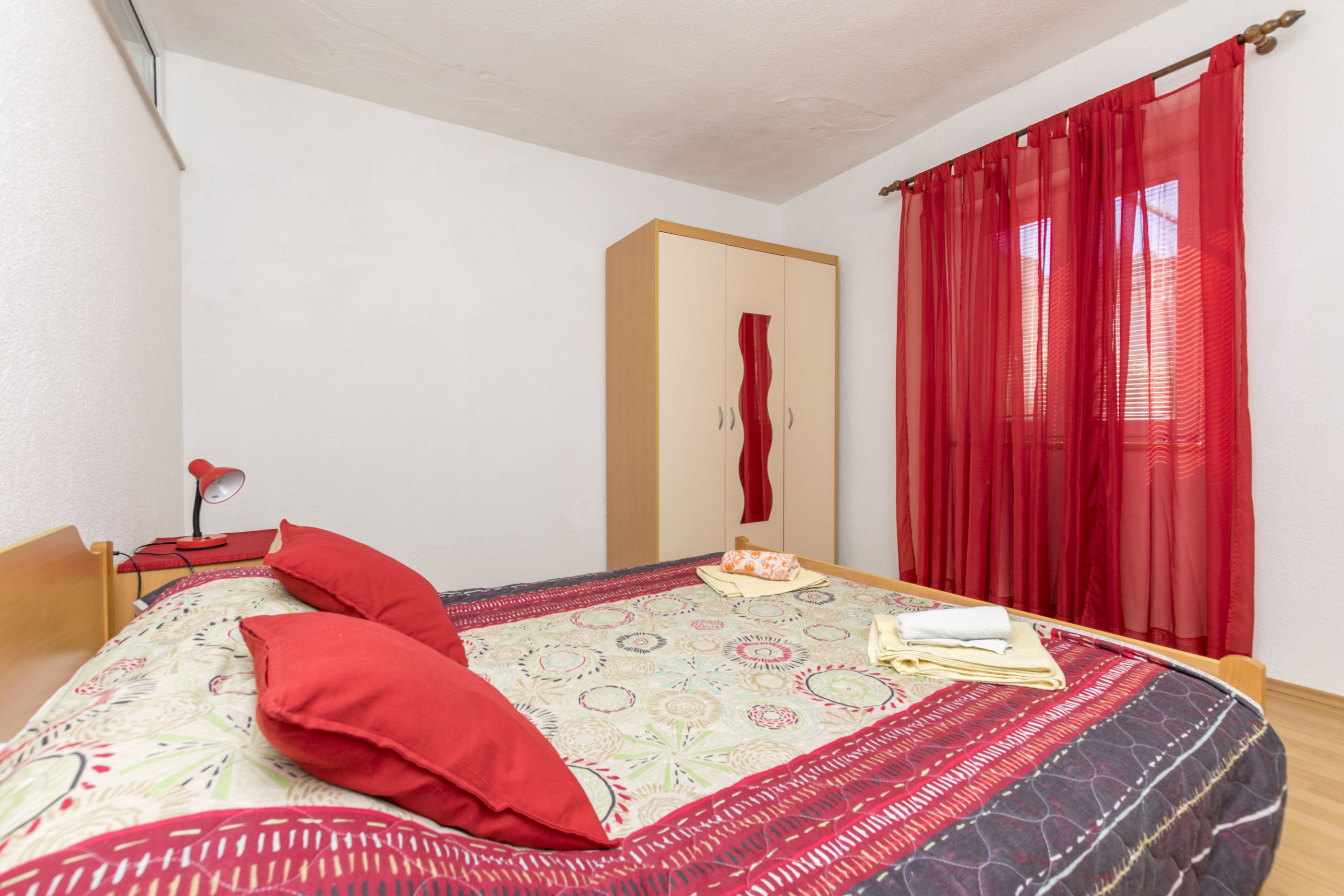 Apartments Jerka 42311-A1
