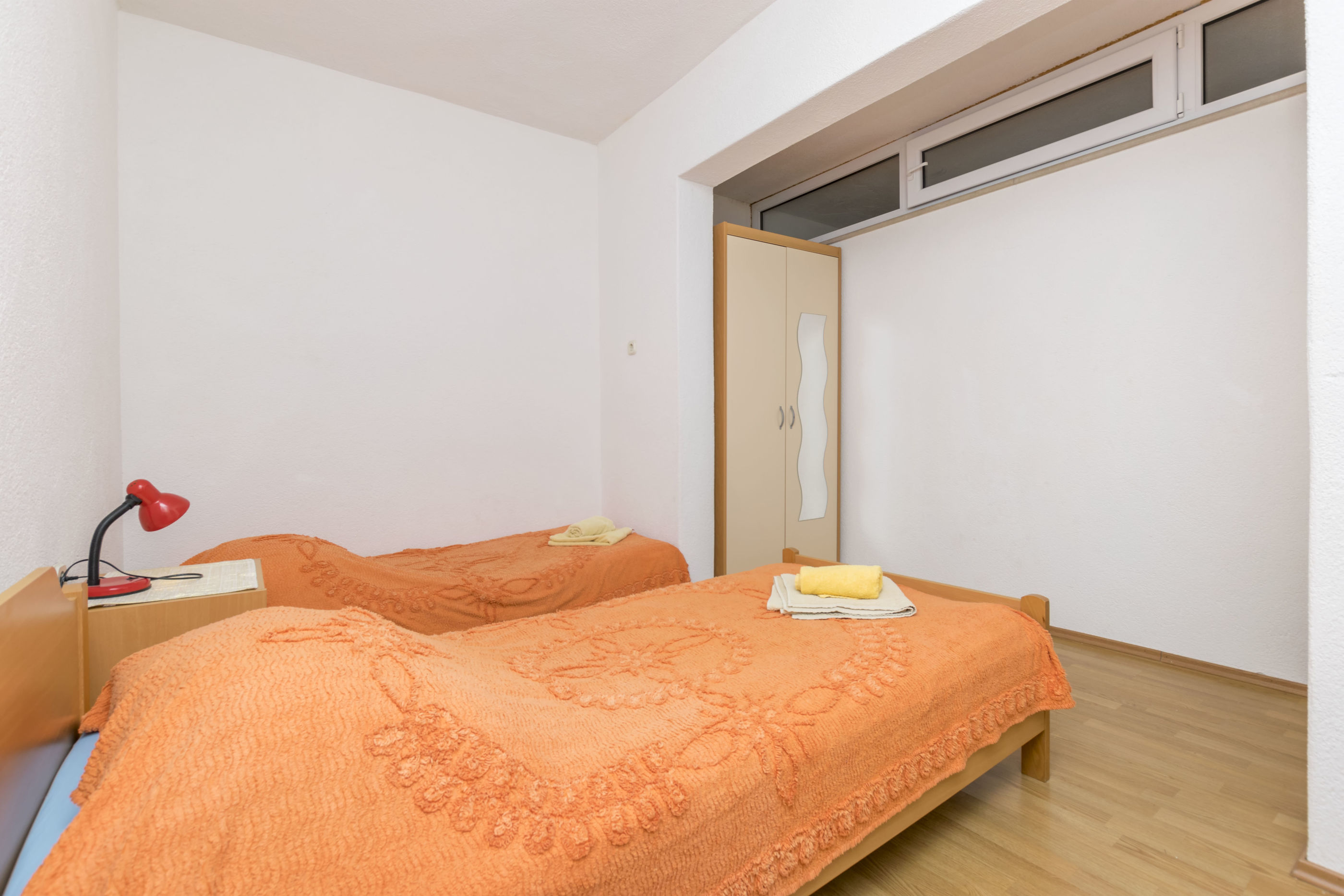 Apartments Jerka 42311-A1