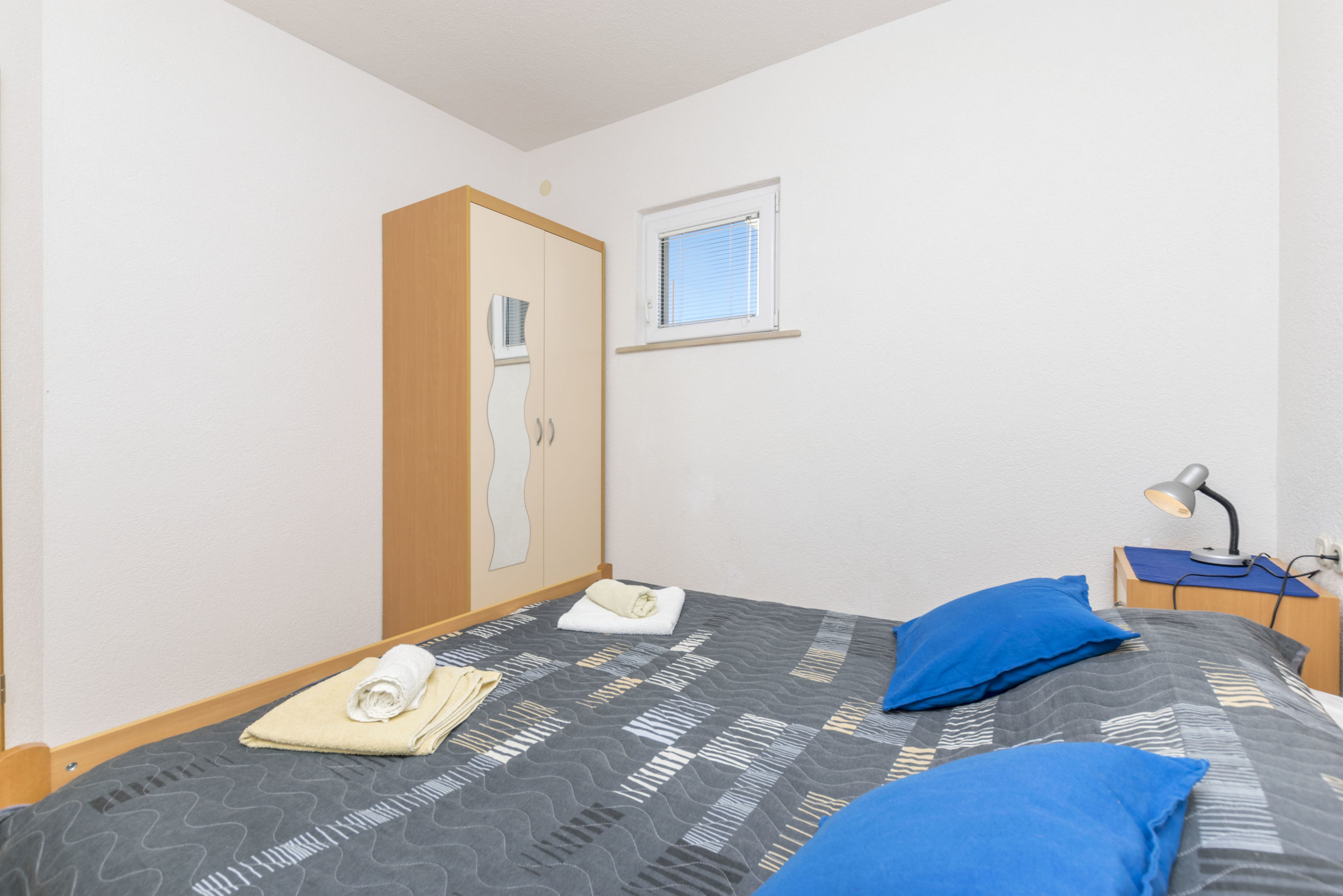 Apartments Jerka 42311-A1
