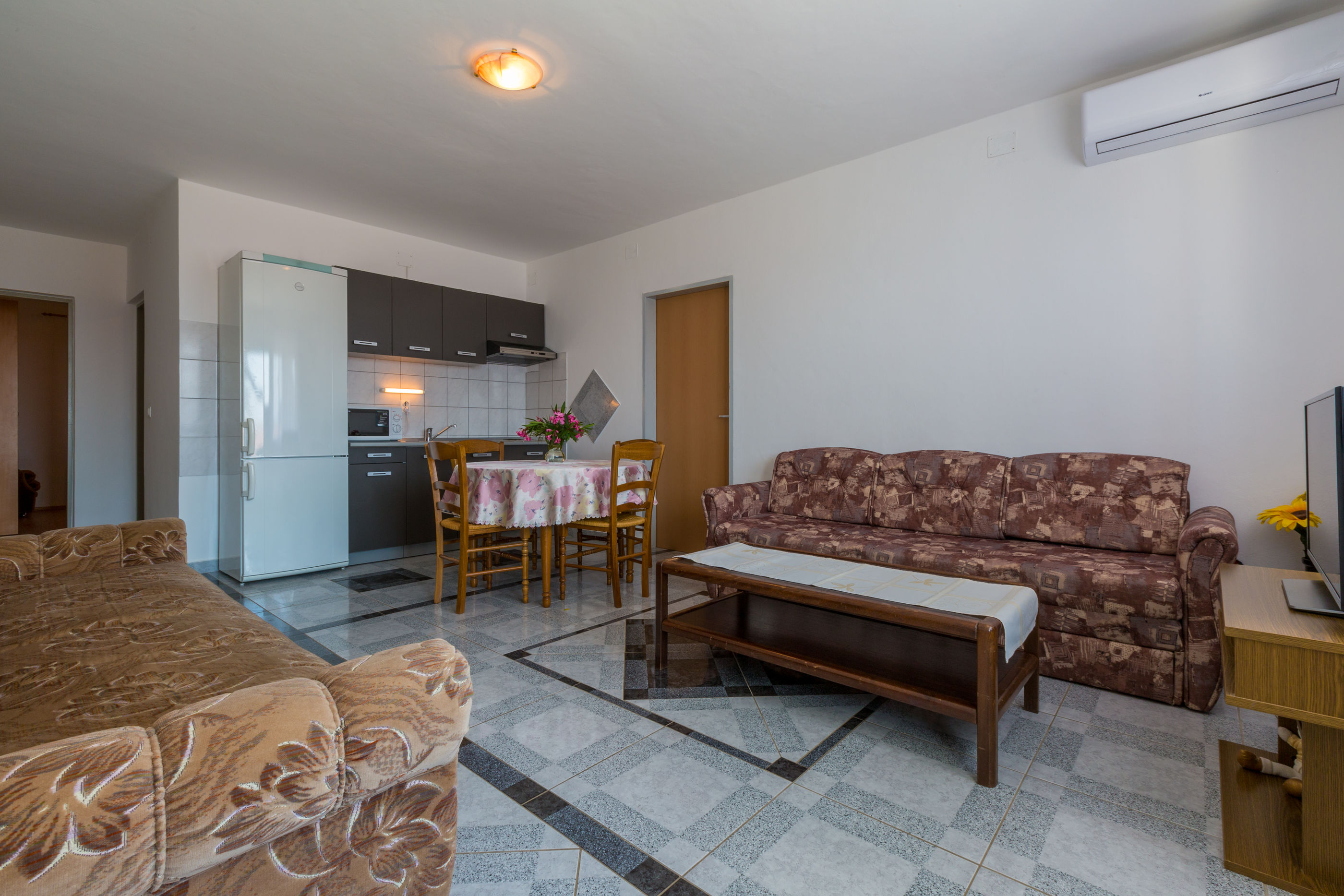 Apartments IVANO 62793-A4