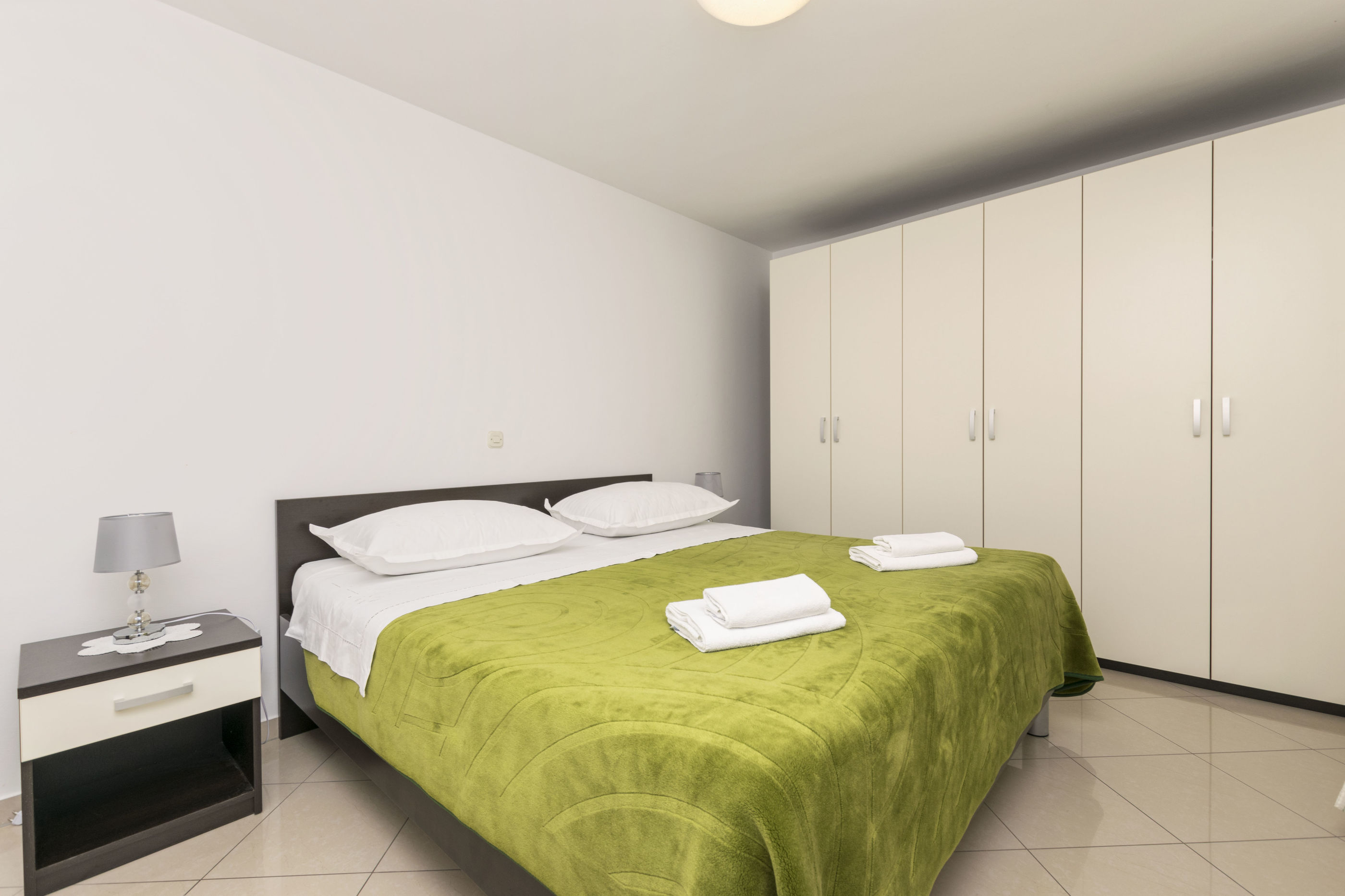 Apartments Maja 40521-A1