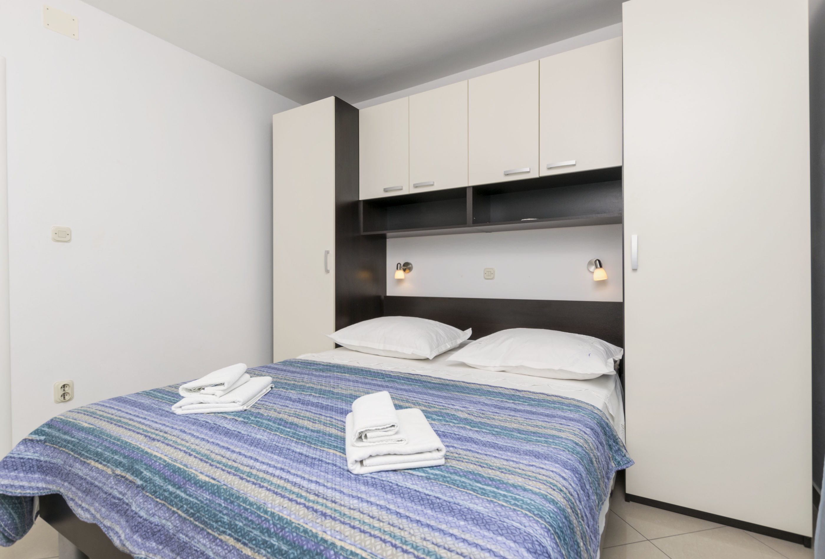 Apartments Maja 40521-A1