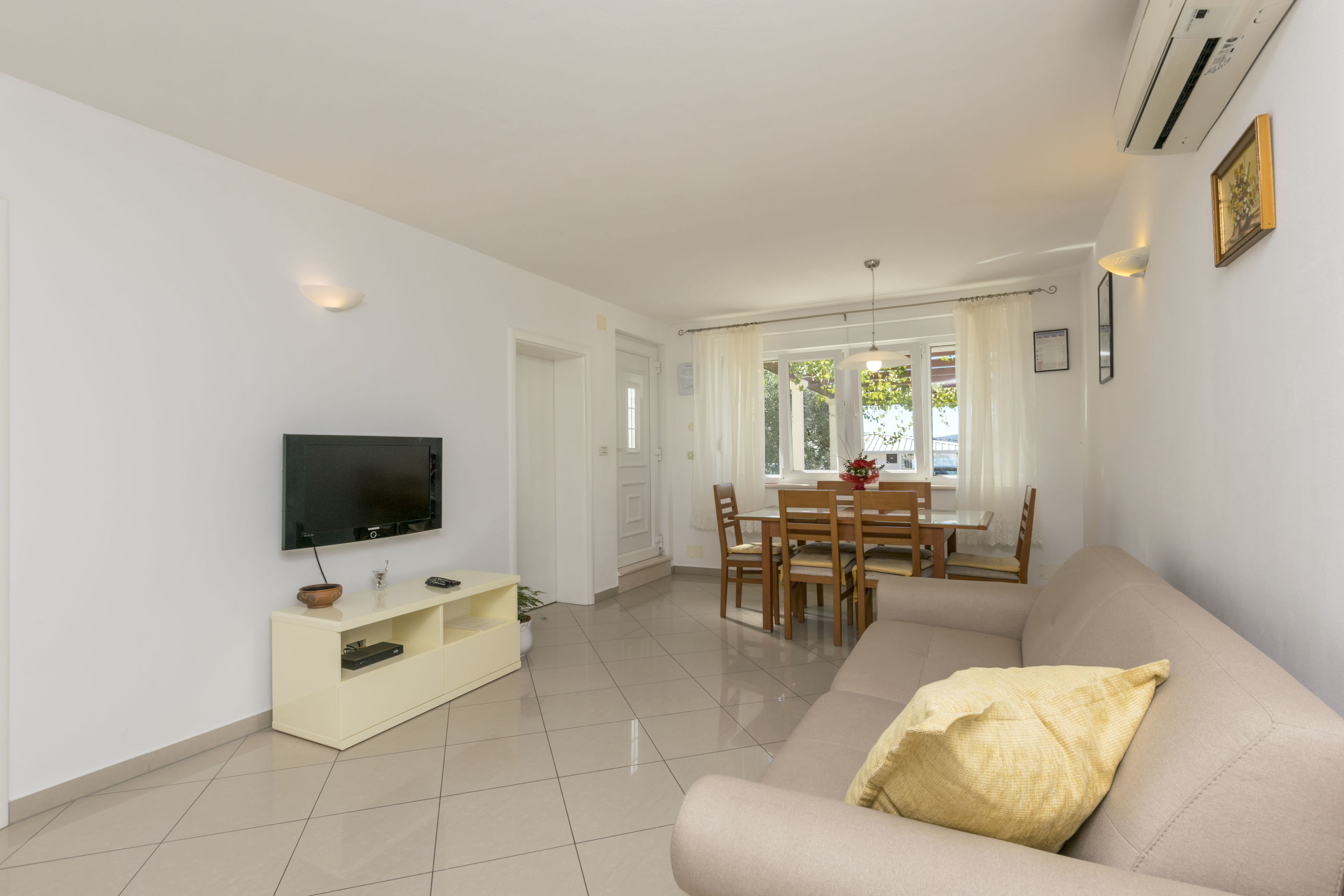 Apartments Maja 40521-A1